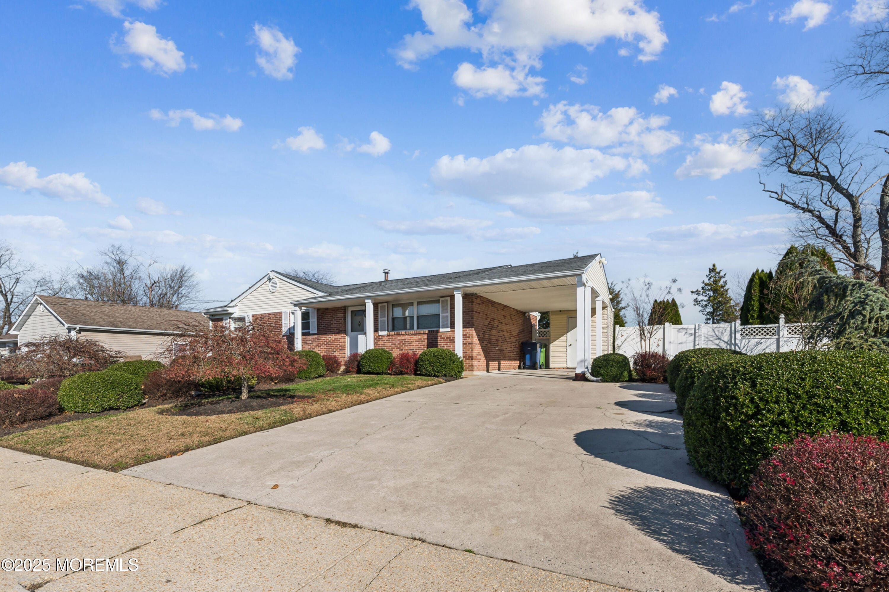 6 Patricia Drive Image 2