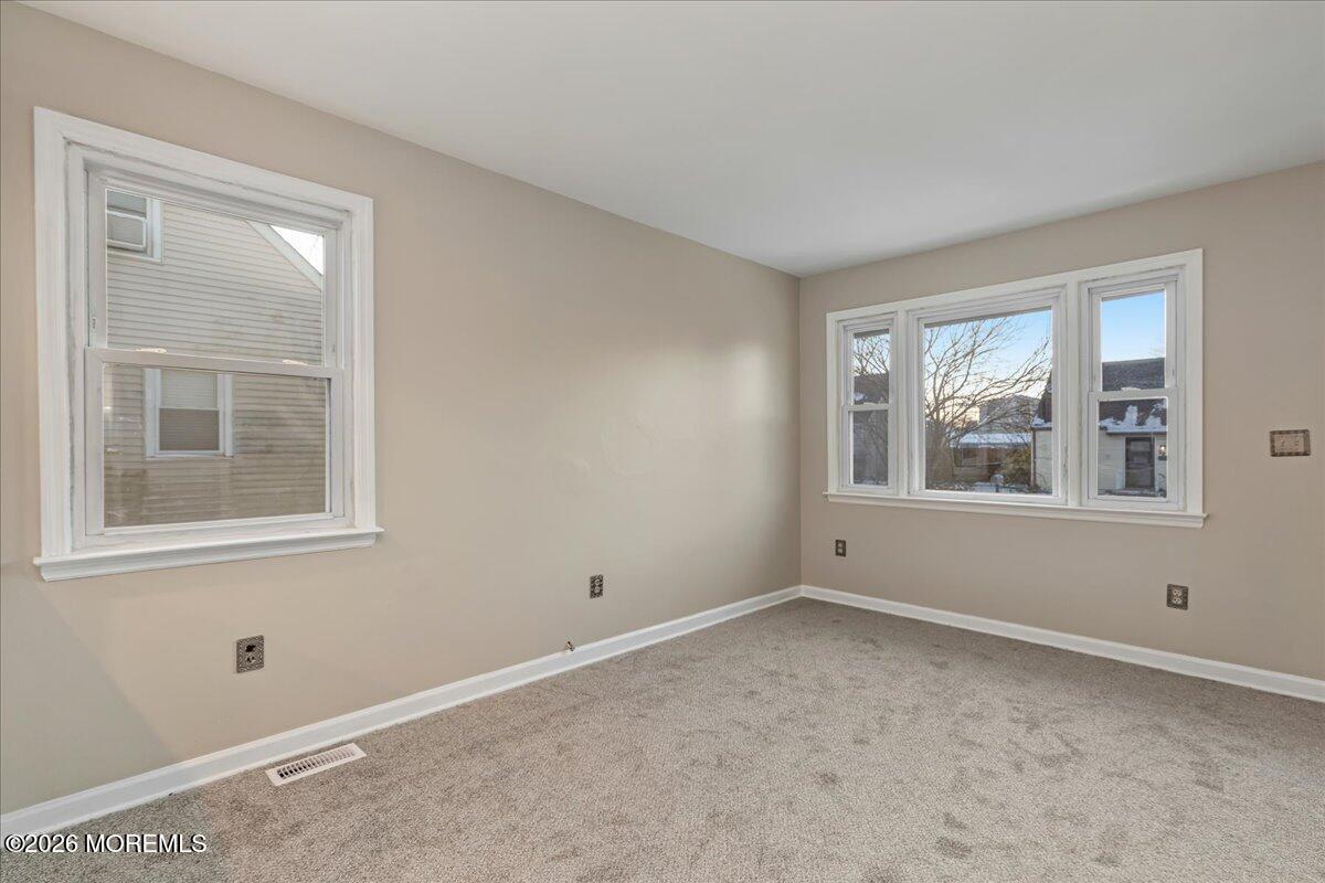 78 Liberty Place Image 5