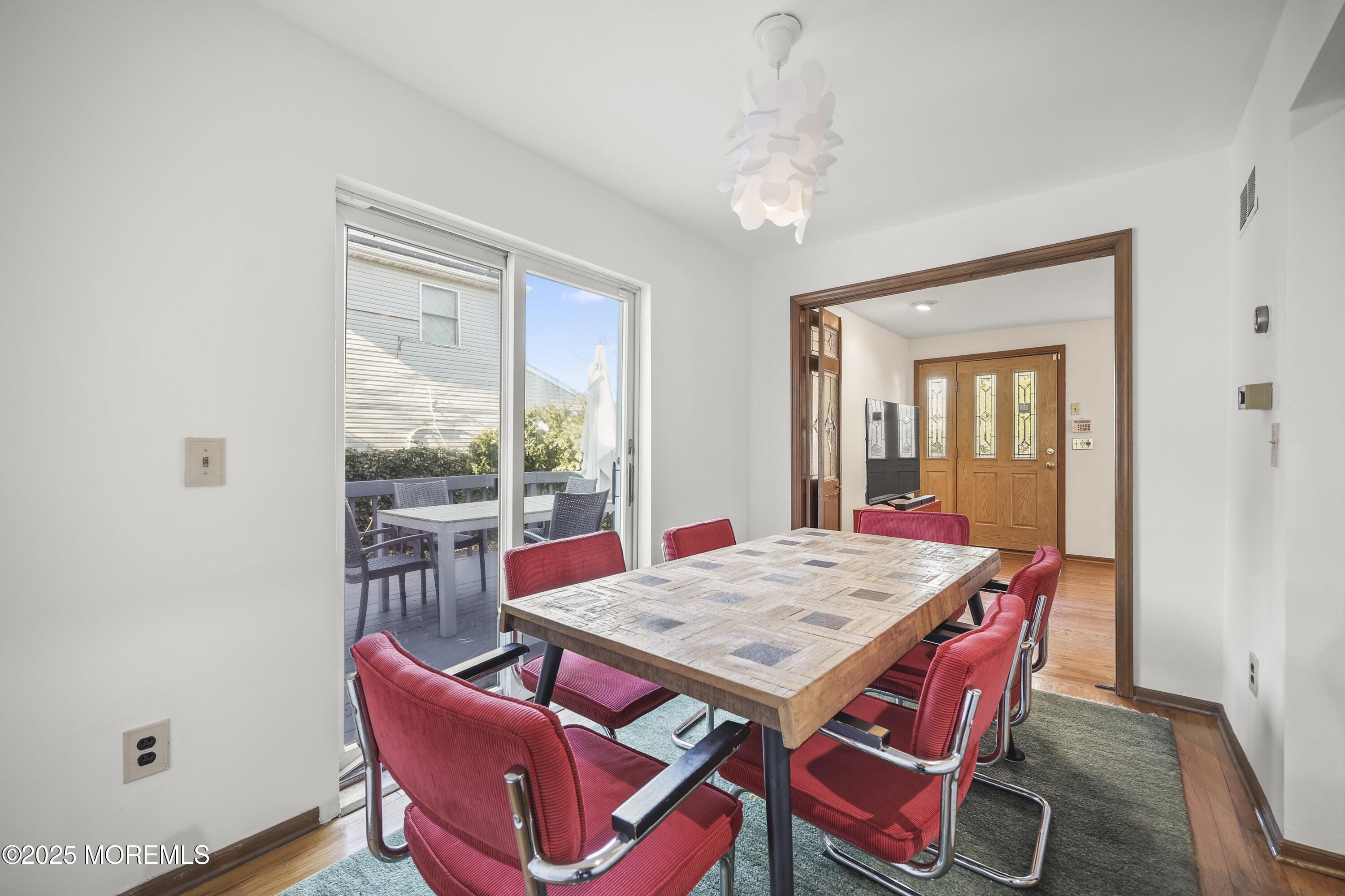 28 Florence Avenue Image 4