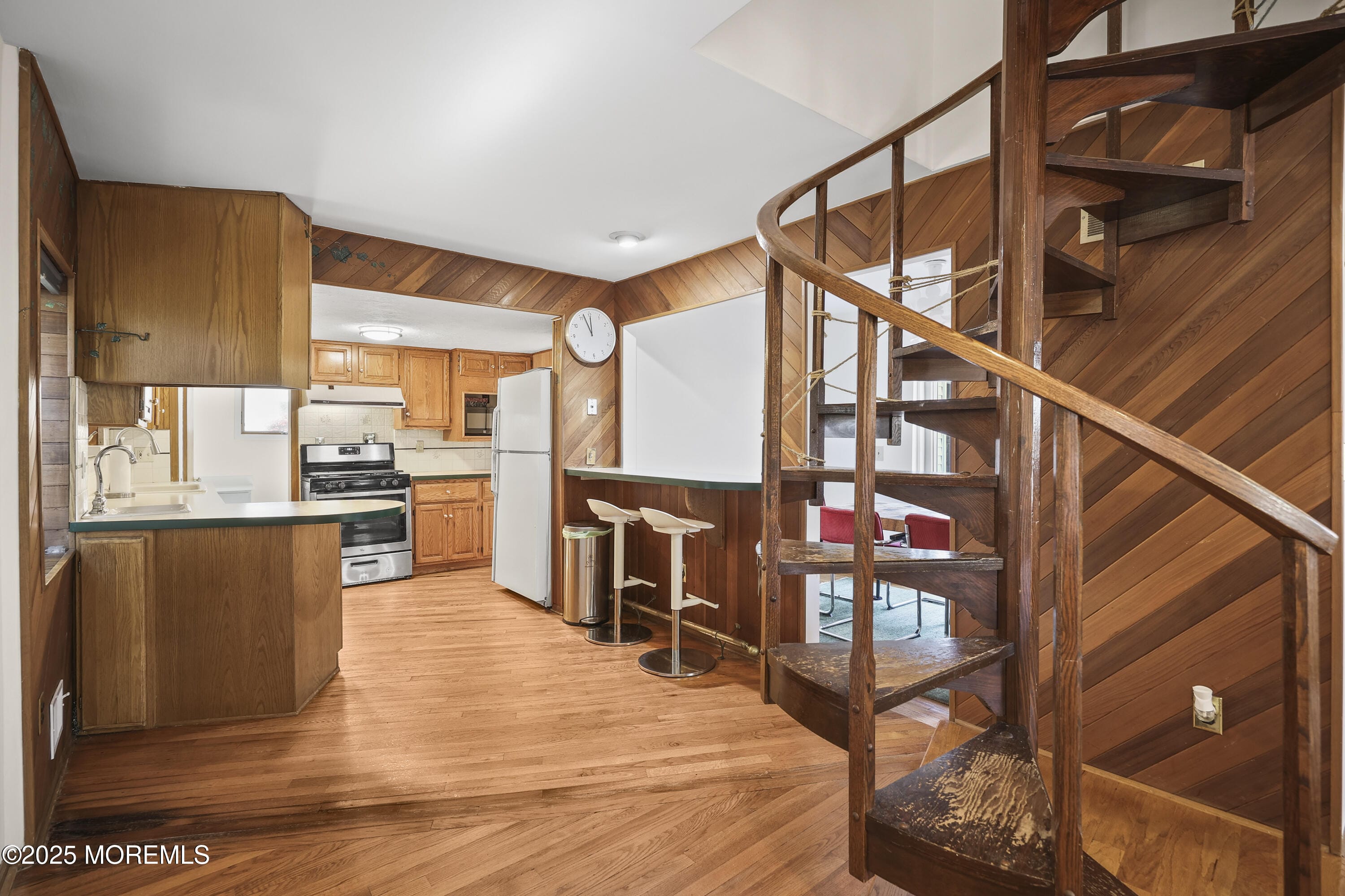 28 Florence Avenue Image 5