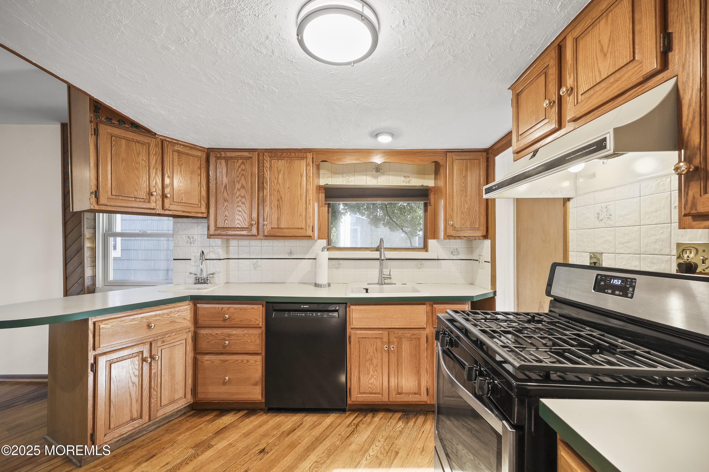 28 Florence Avenue, Leonardo, NJ, 07737 image 8