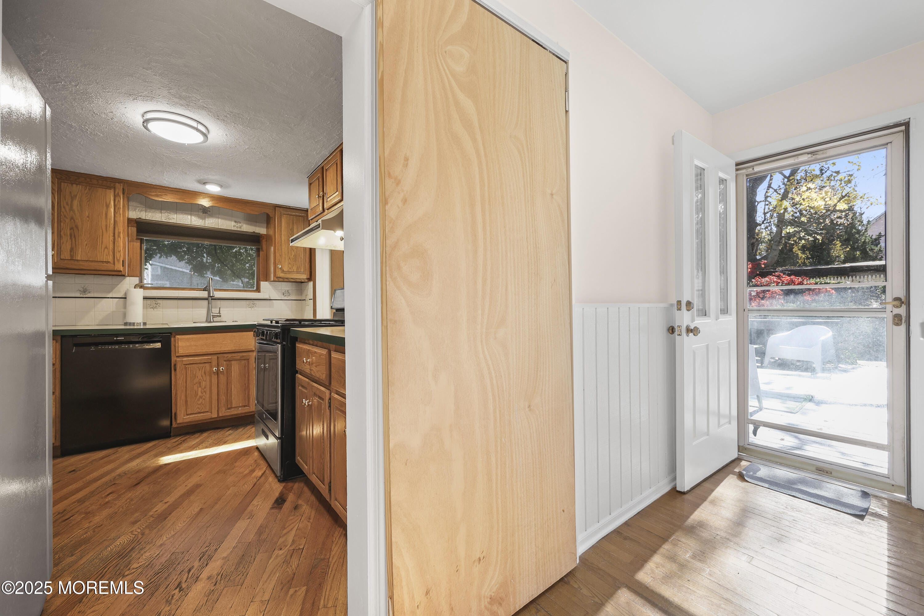 28 Florence Avenue, Leonardo, NJ, 07737 image 12