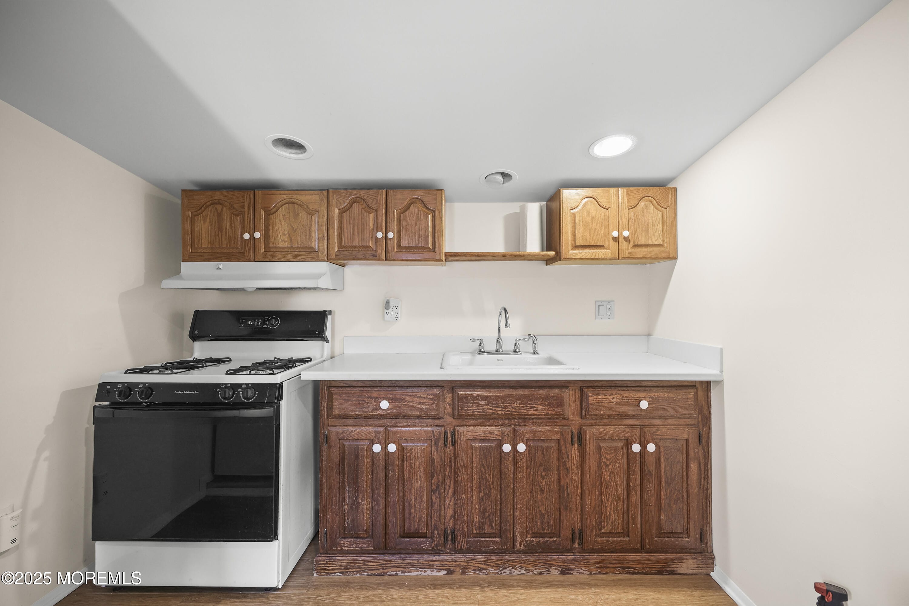 28 Florence Avenue, Leonardo, NJ, 07737 image 29