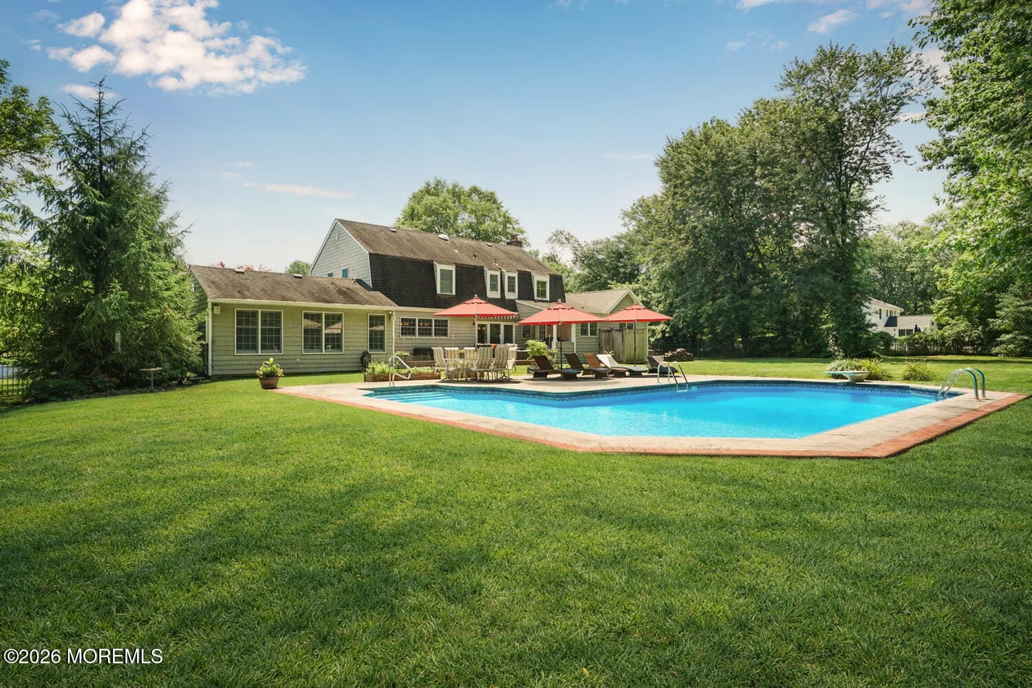 35 Winding Brook Way Image 5