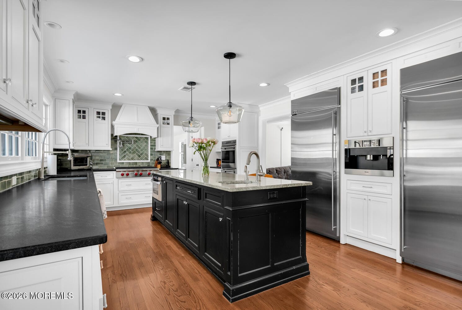 35 Winding Brook Way, Shrewsbury Boro, NJ, 07702 image 9