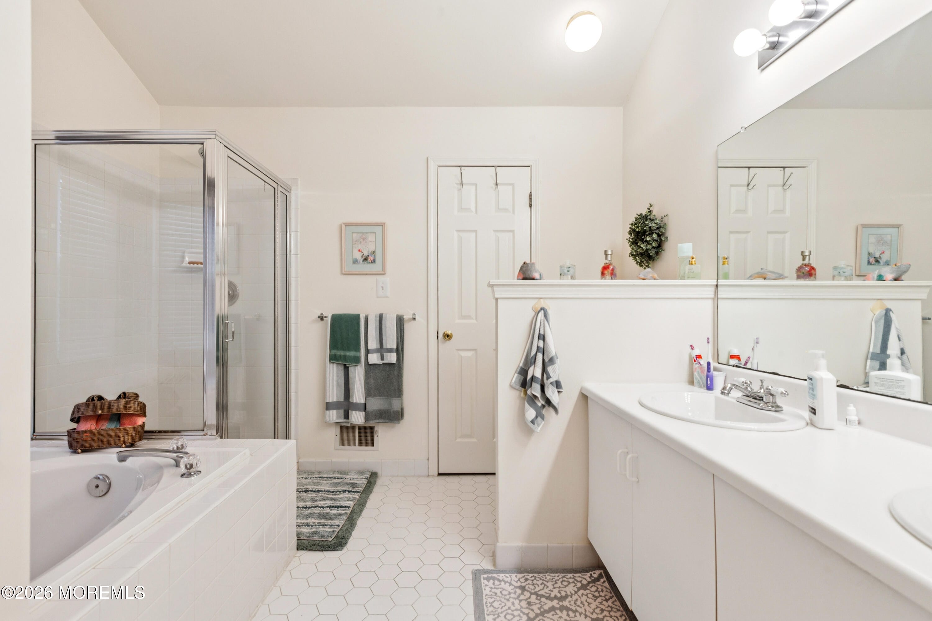 38 Durant Avenue 144, Holmdel, NJ, 07733 image 18