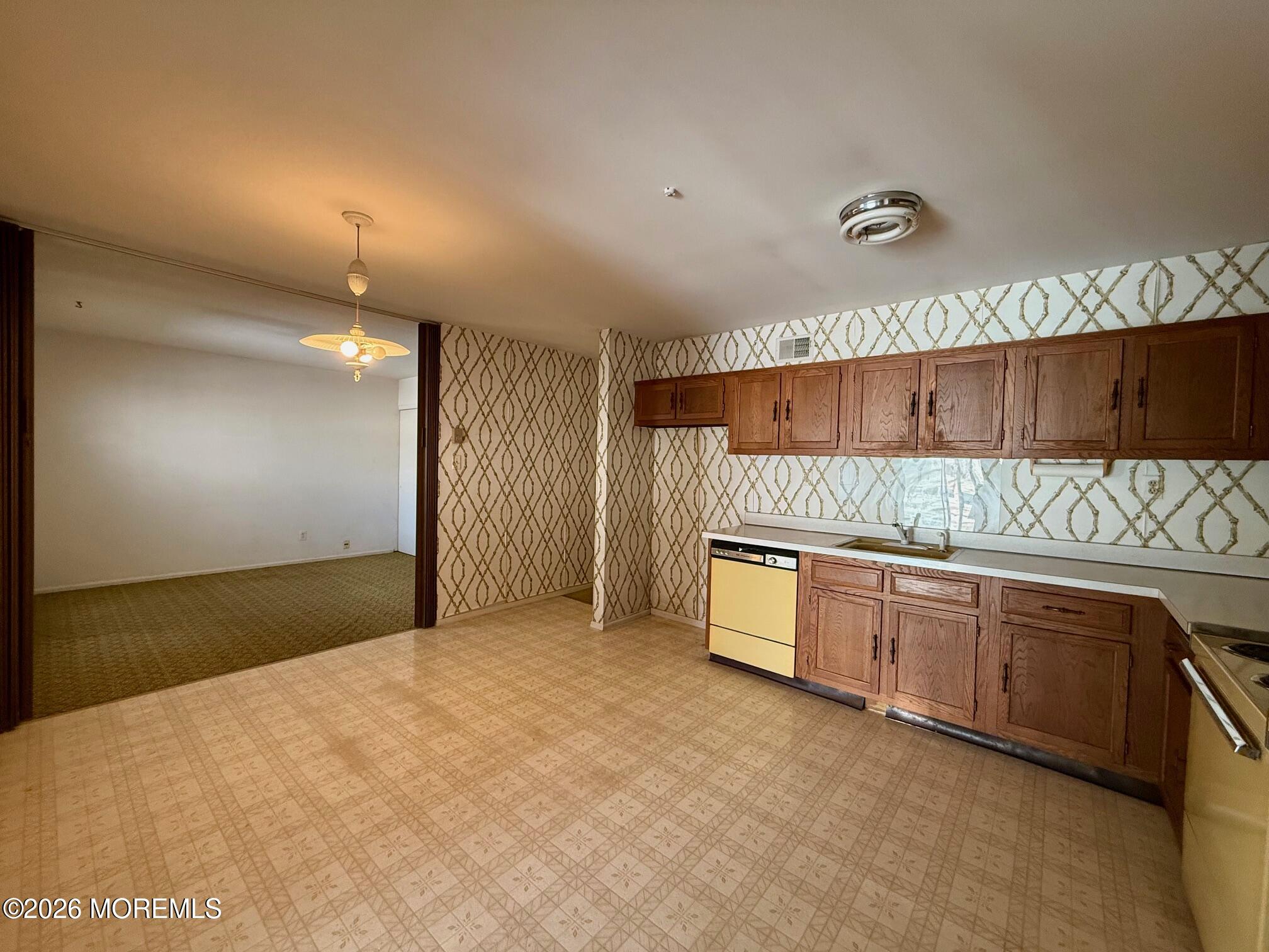 93 Halls Croft Road B, Freehold, NJ, 07728 image 11