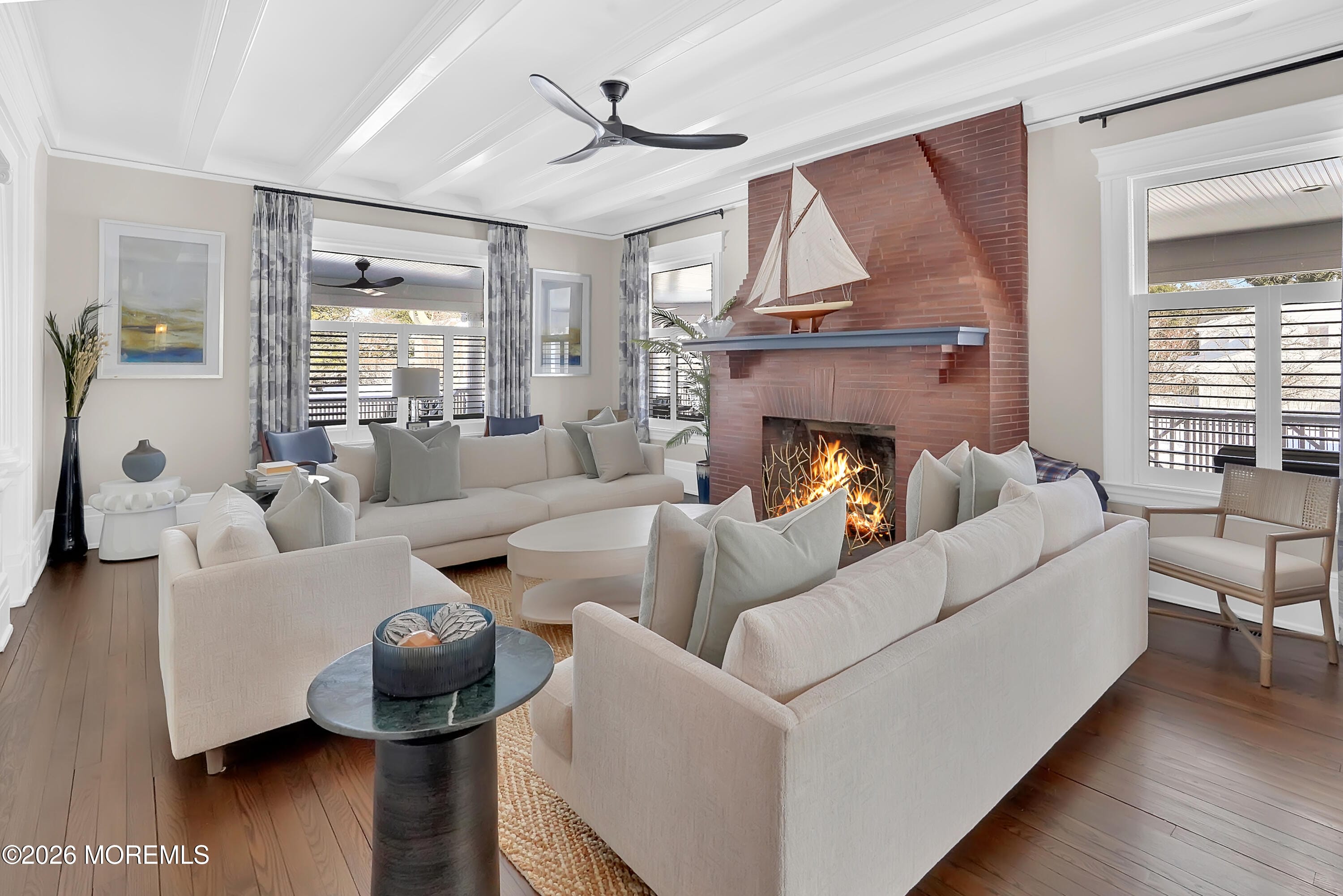 212 Crescent Parkway Image 4