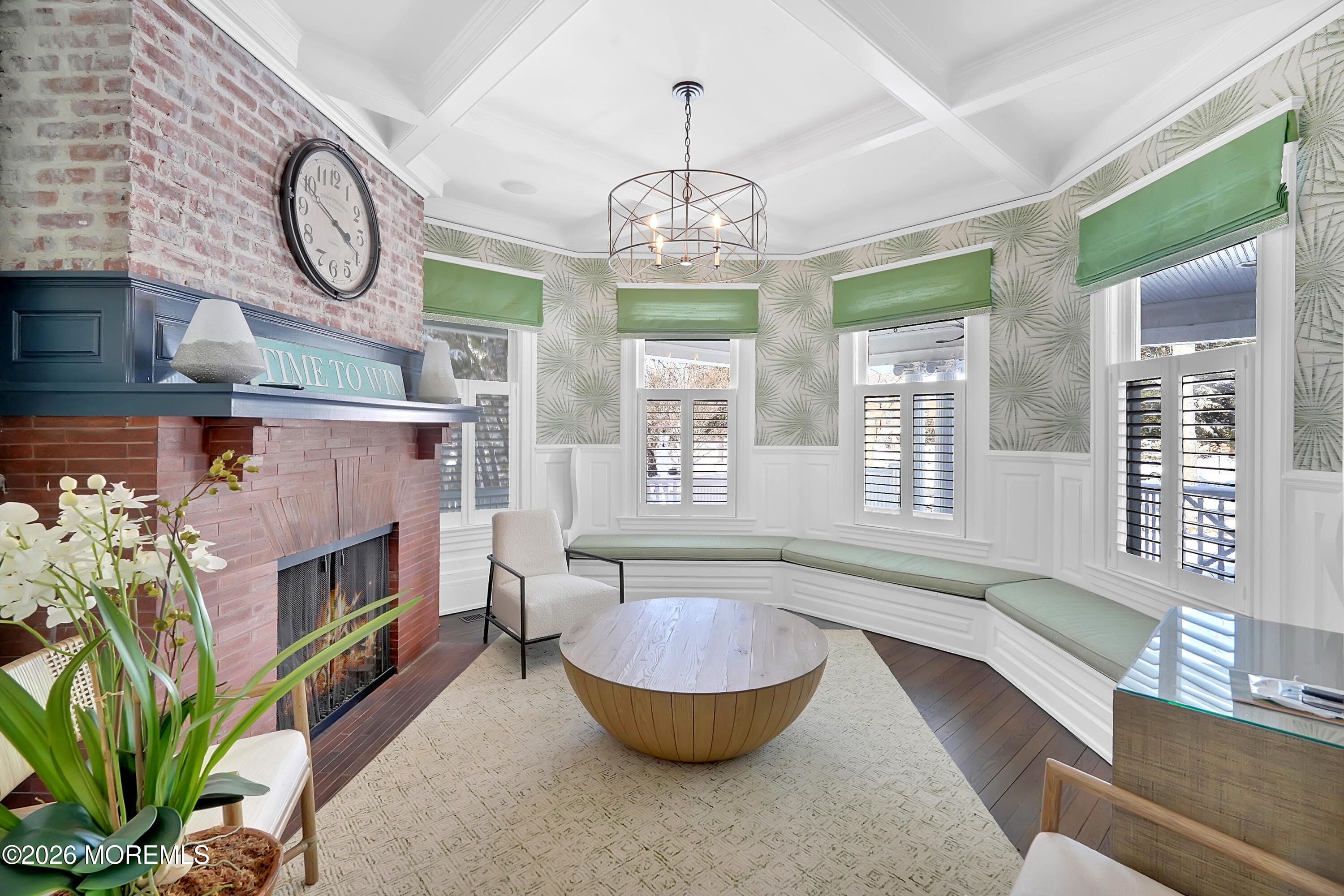 212 Crescent Parkway Image 5