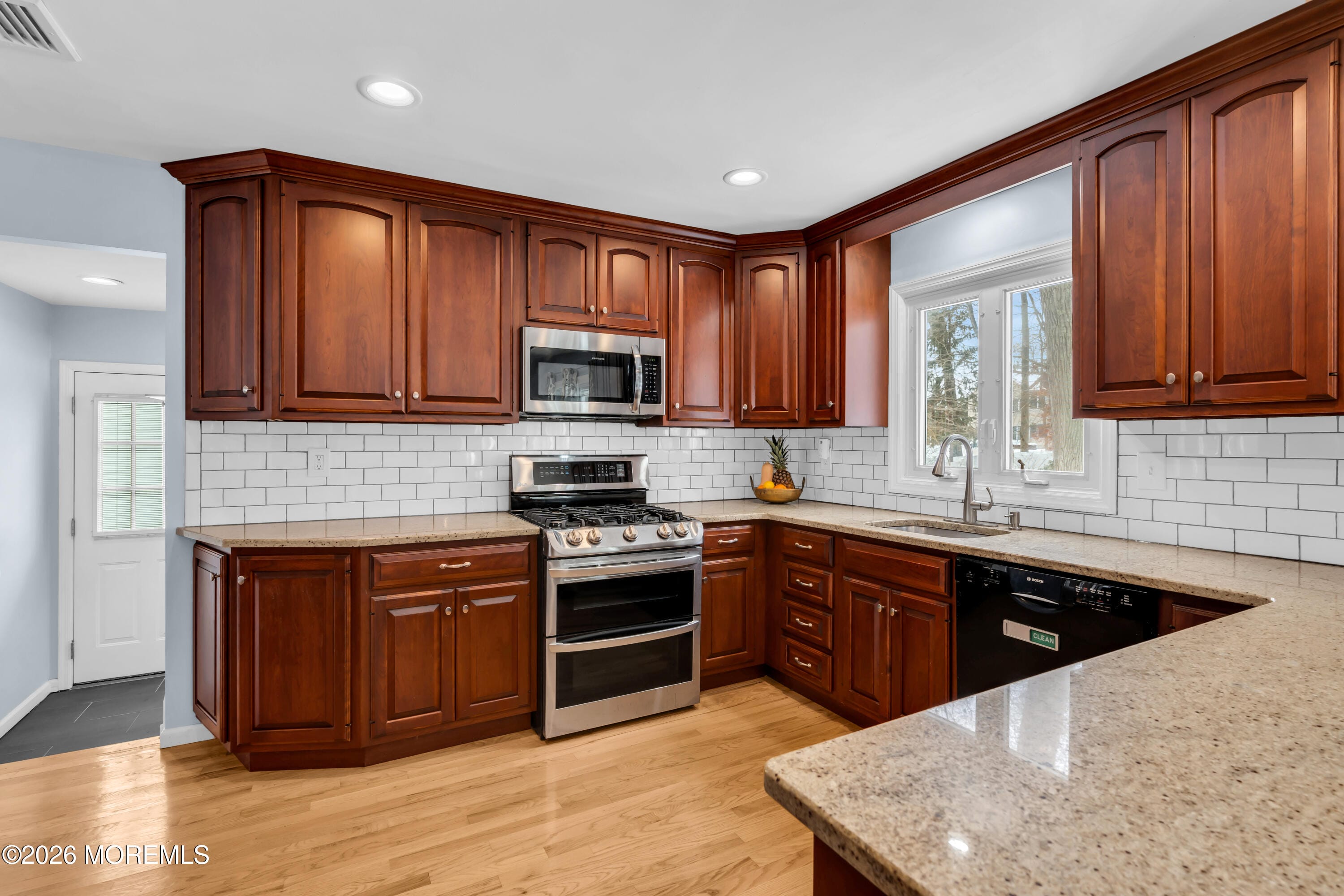 7 Friar Lane, Manalapan, NJ, 07726 image 20