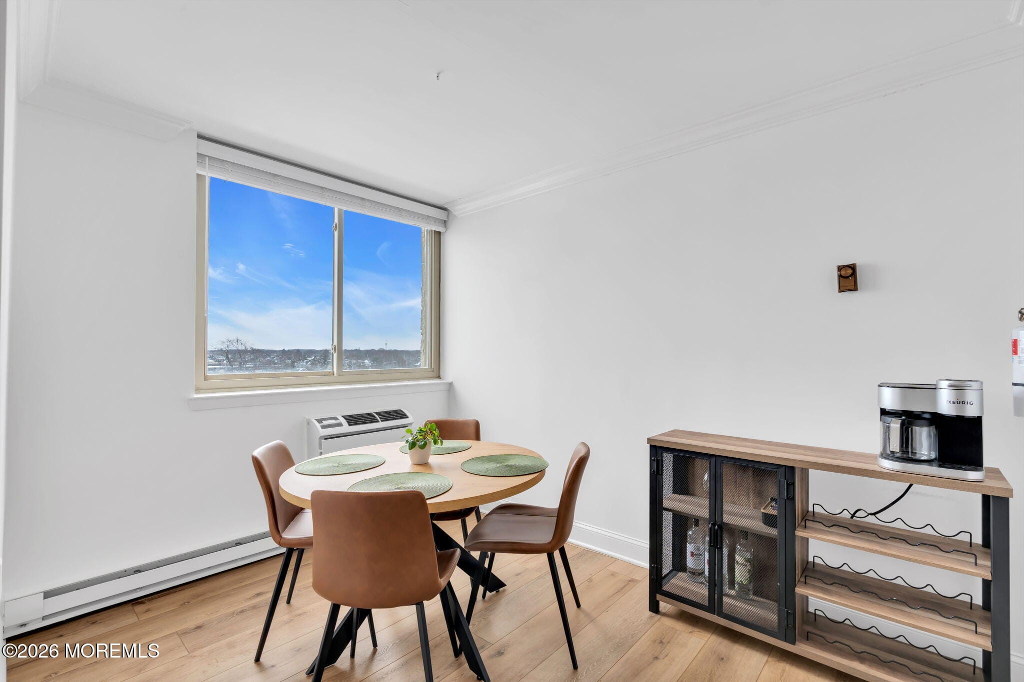 1000 River Road 7G Image 5