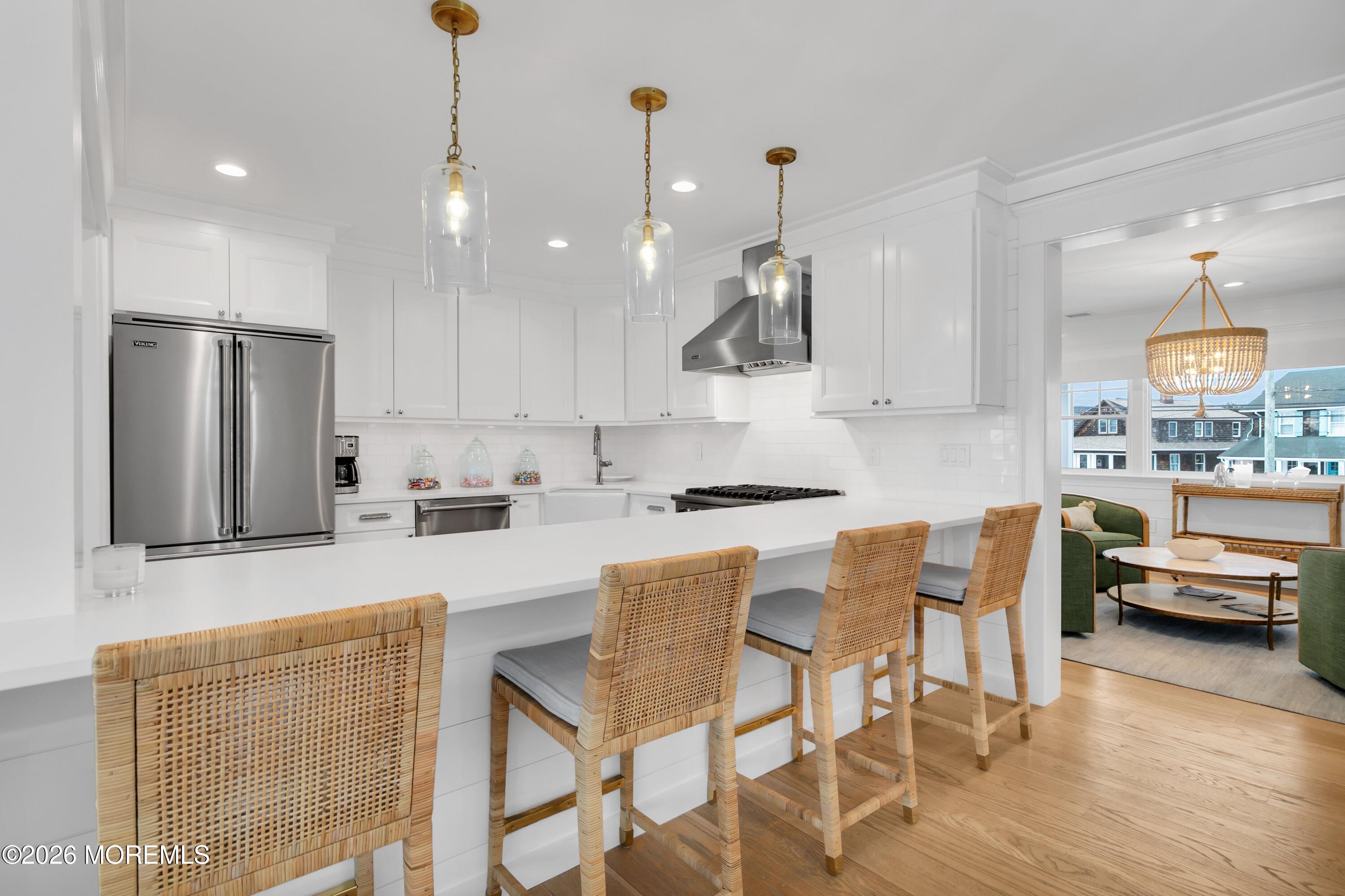 564 Lake Avenue Image 2