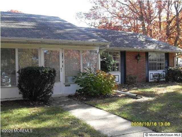 381B Chatham Court Image 2