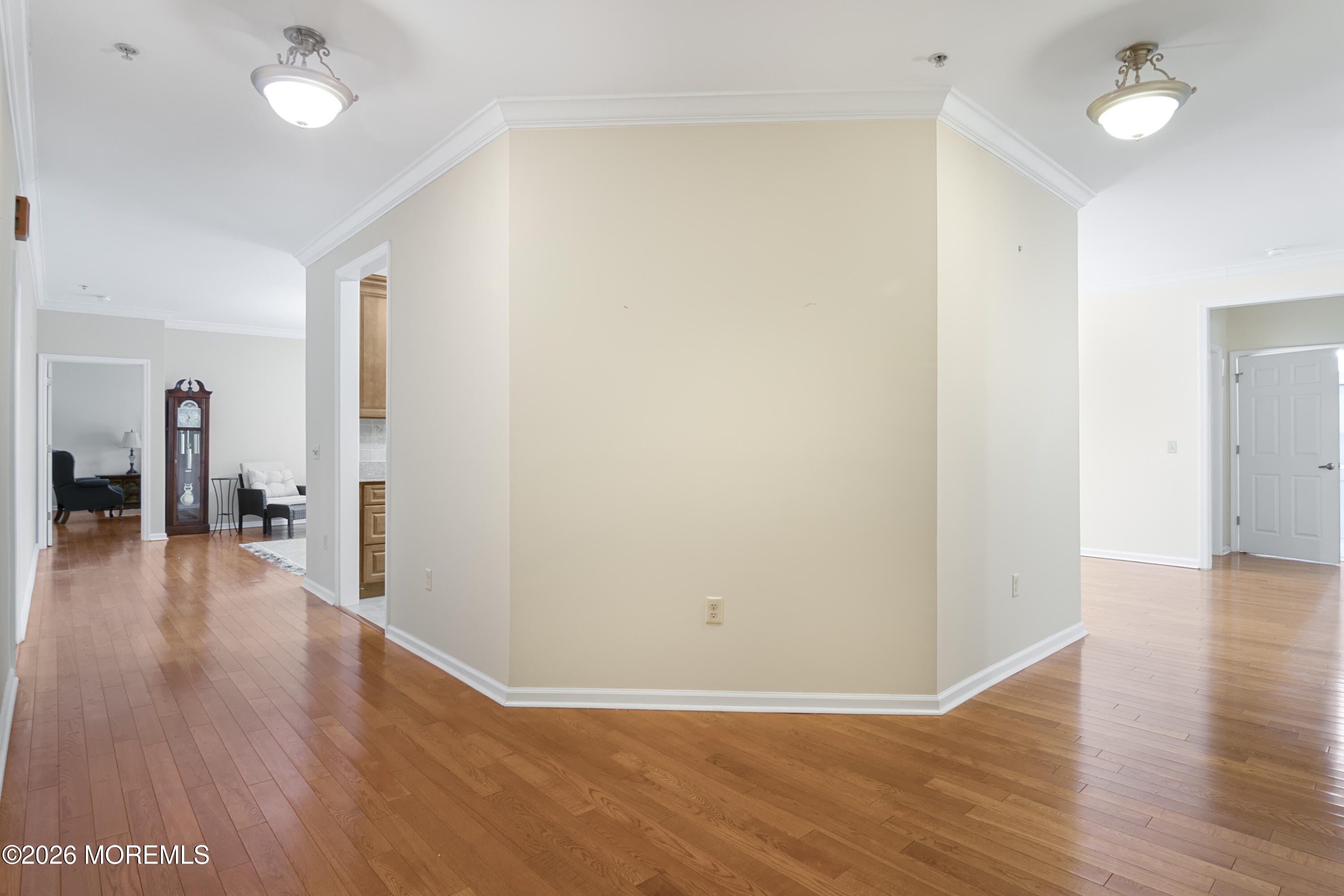 424 Regency Place 424 Image 3