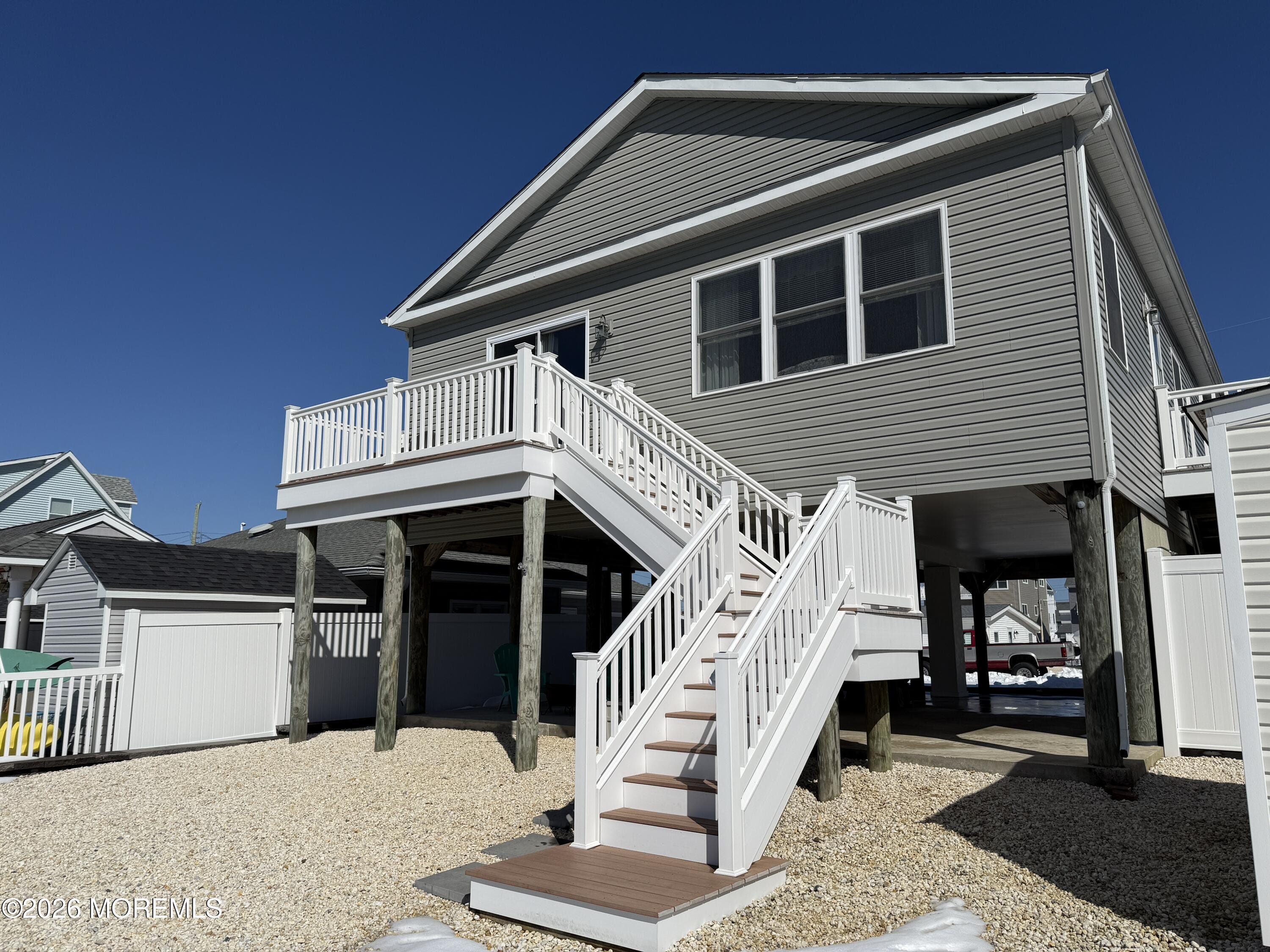 52 Phyllis Lane Image 3