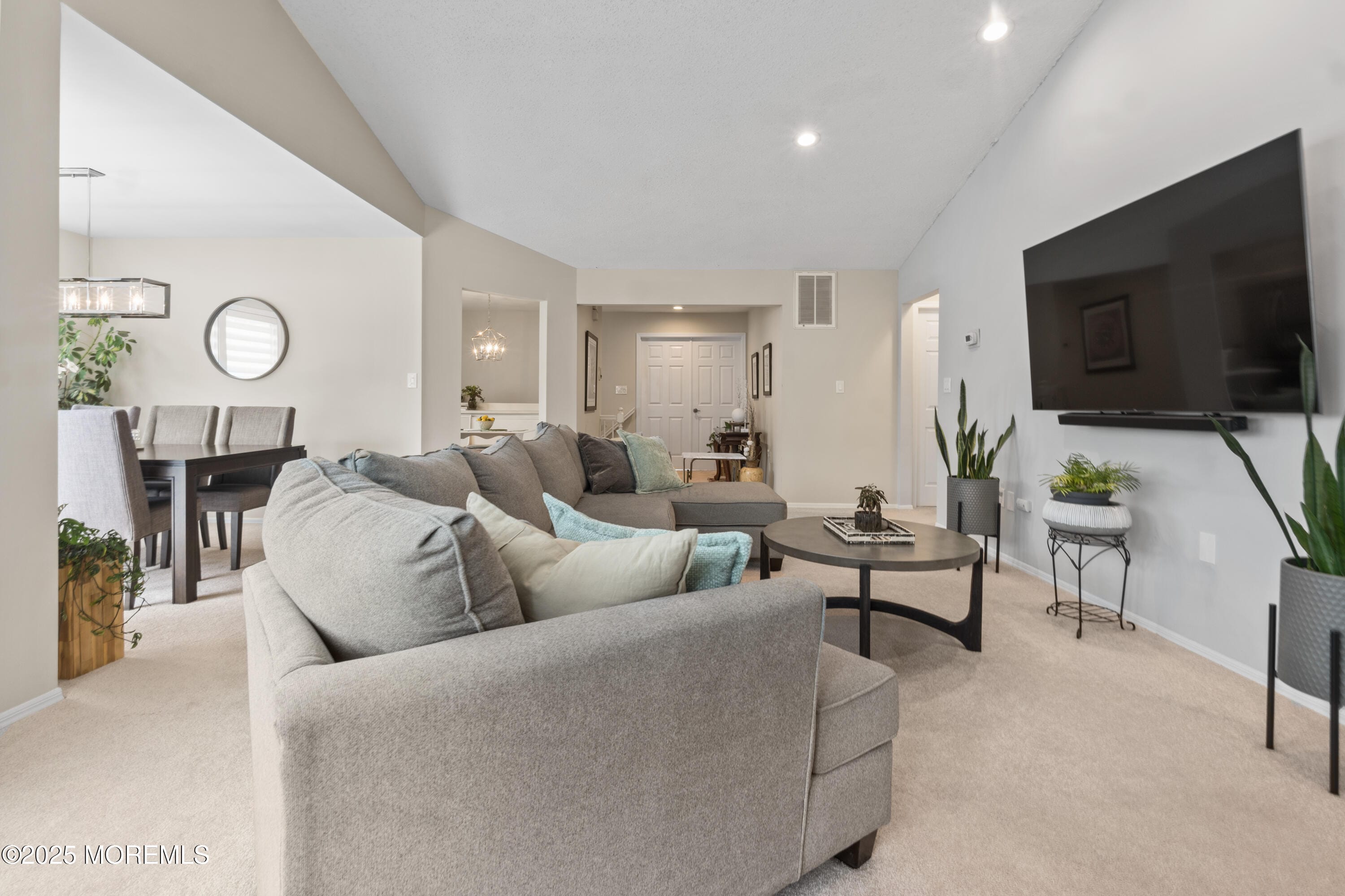 20C Dorchester Drive Image 4