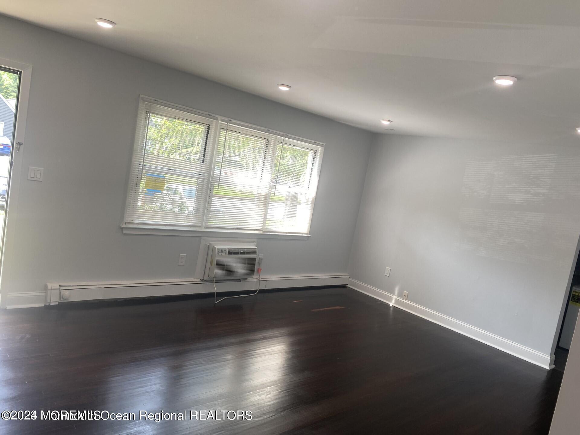 96 East Avenue 97 Image 2