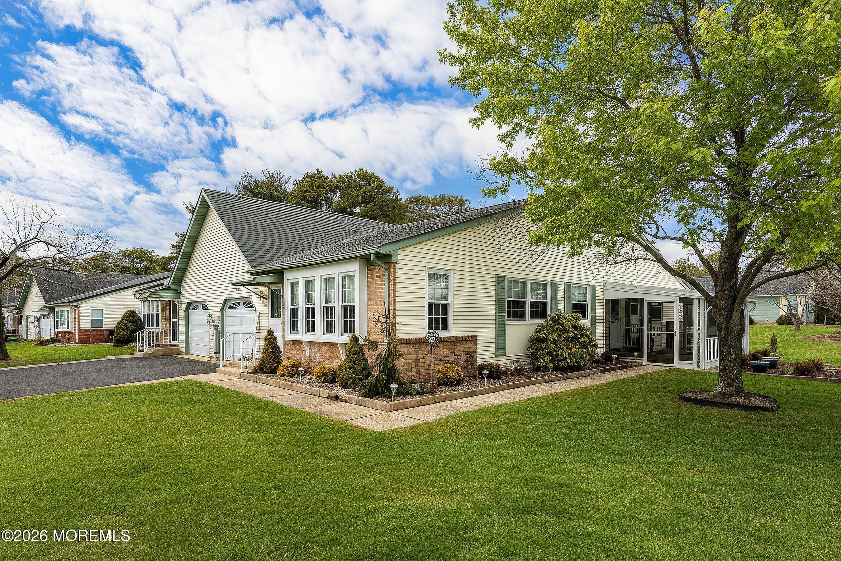 14B Penwood Drive 54A Image 2