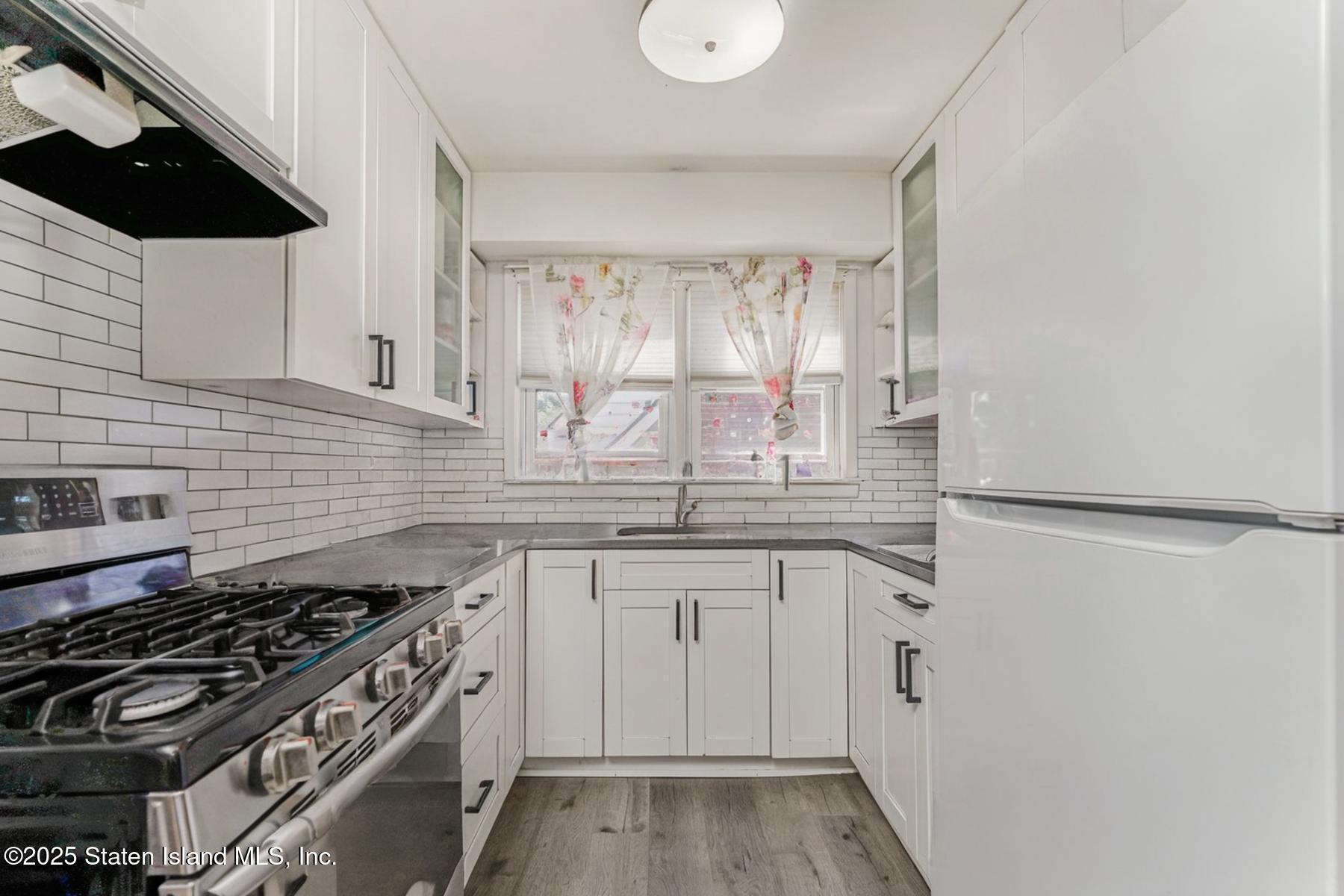 124 Van Cortlandt Avenue, Staten Island, NY, 10301 image 6