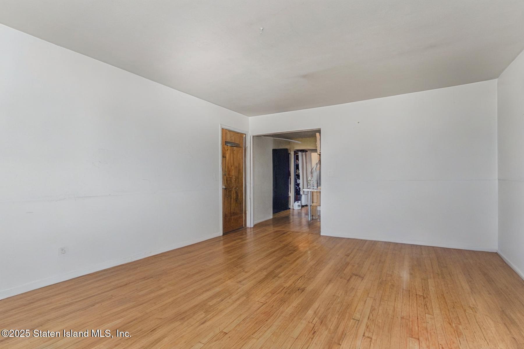 124 Van Cortlandt Avenue, Staten Island, NY, 10301 image 9