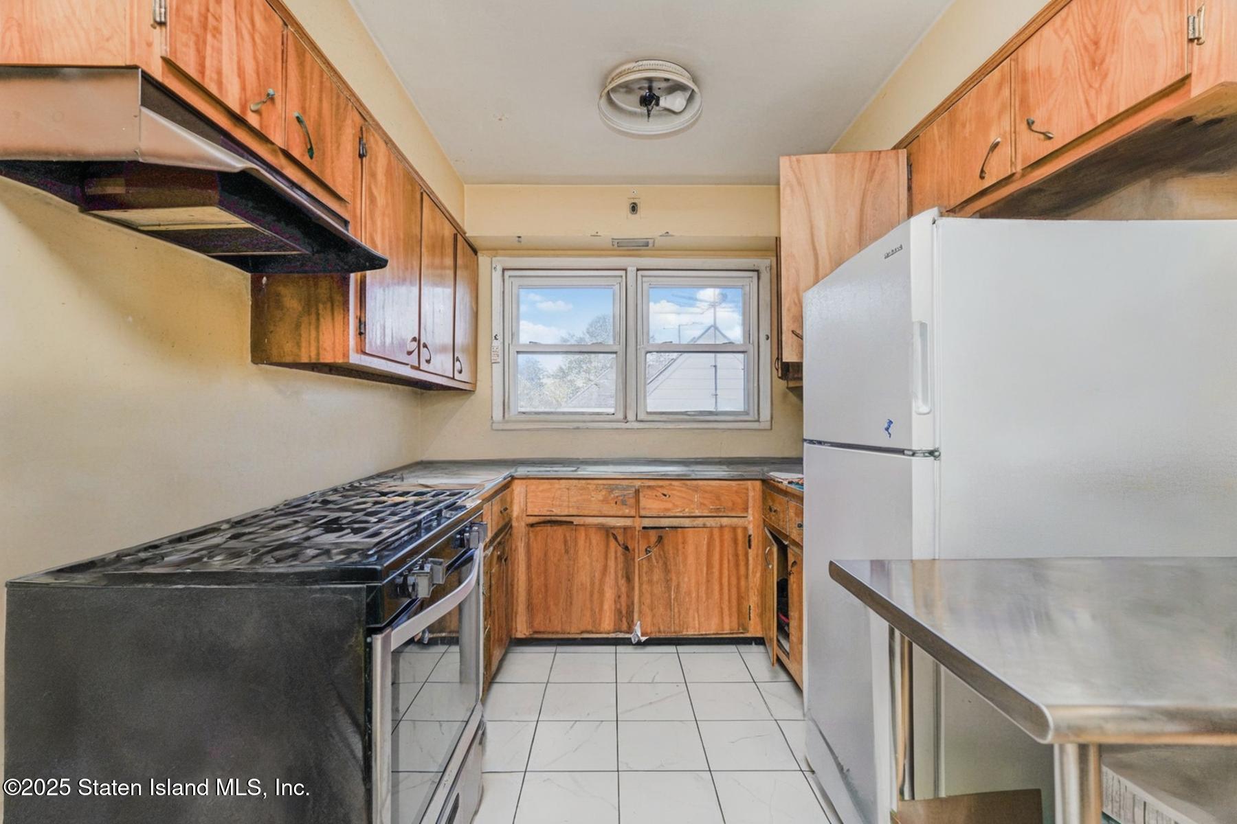 124 Van Cortlandt Avenue, Staten Island, NY, 10301 image 11