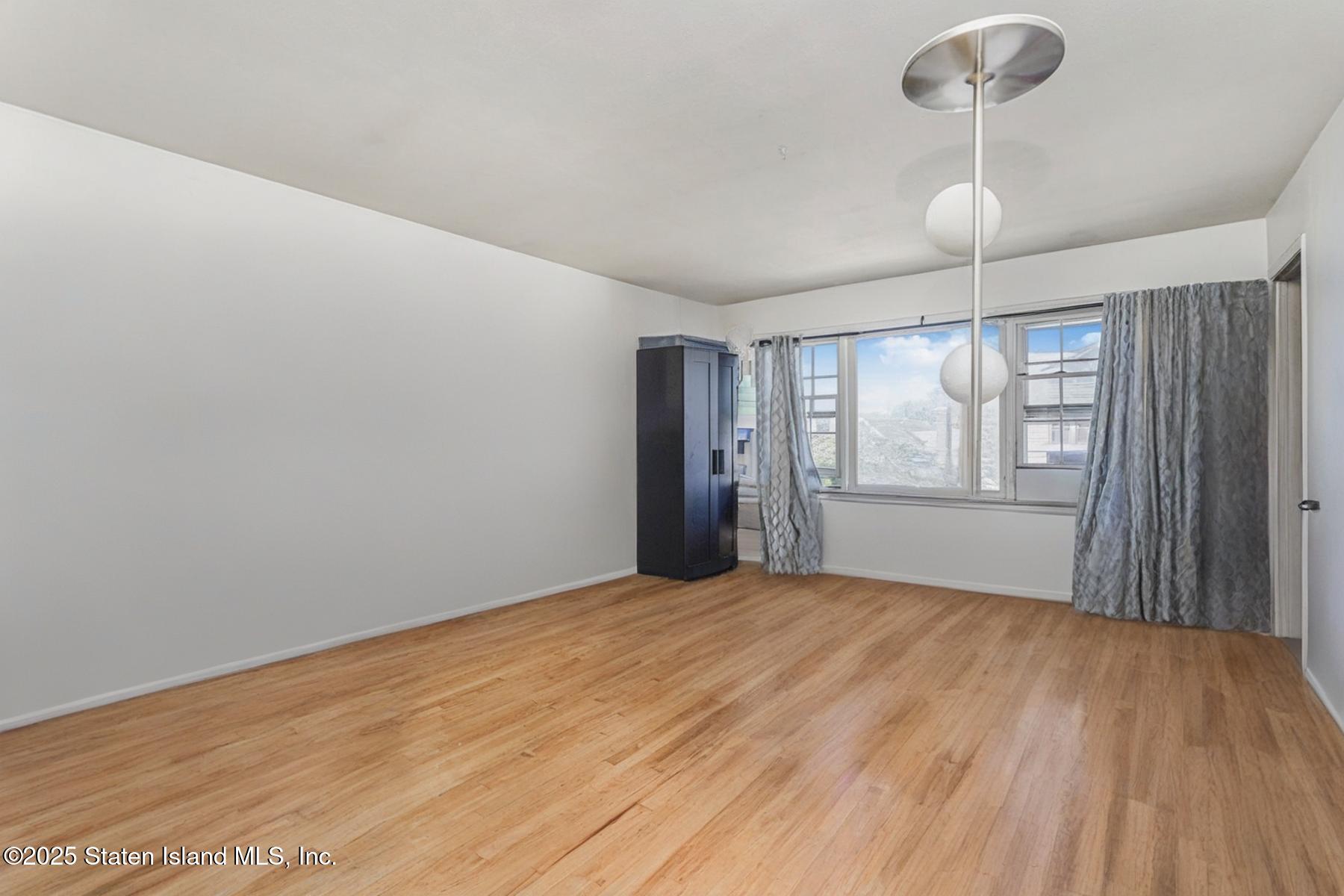 124 Van Cortlandt Avenue, Staten Island, NY, 10301 image 17