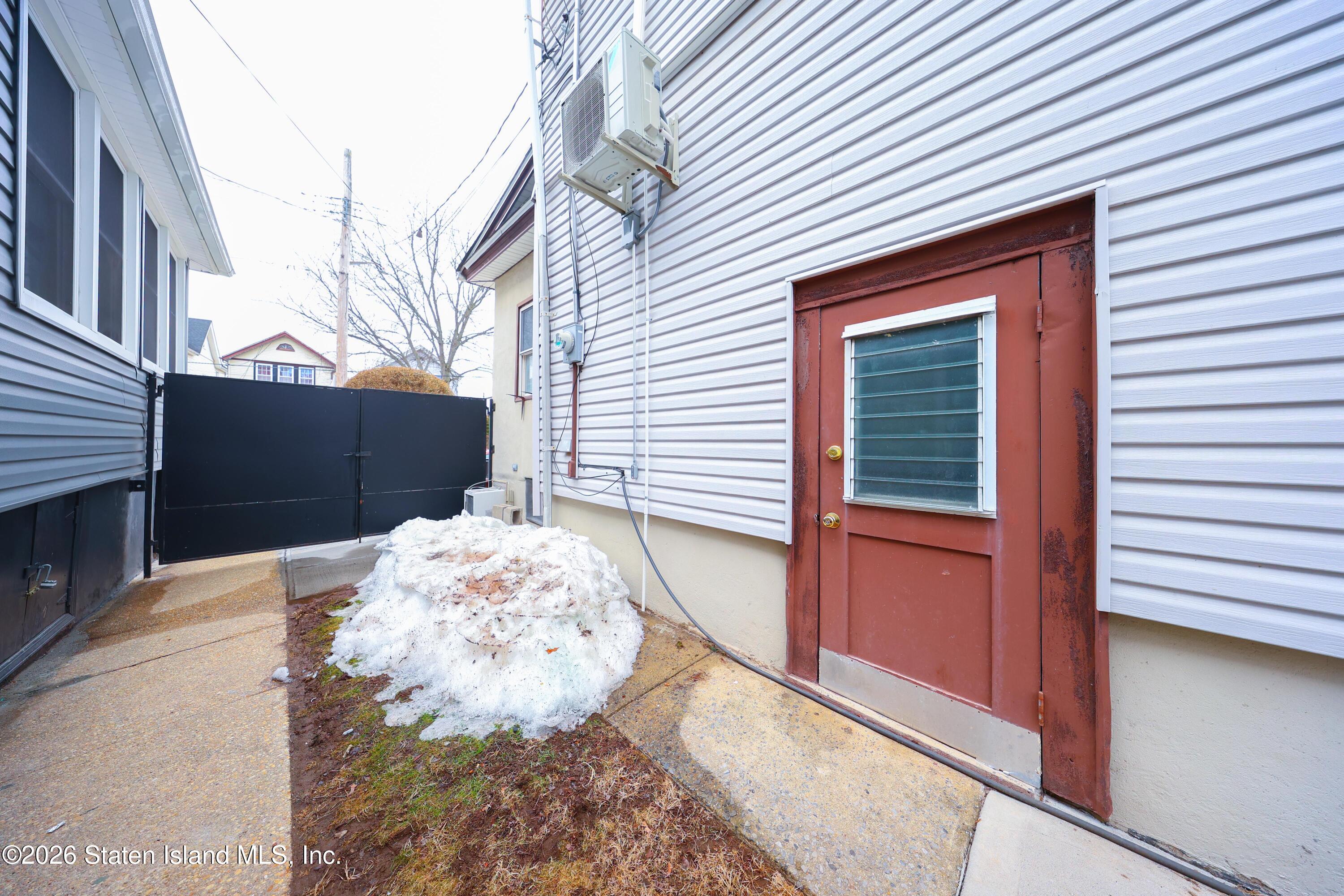 301 Taylor Street Image 3
