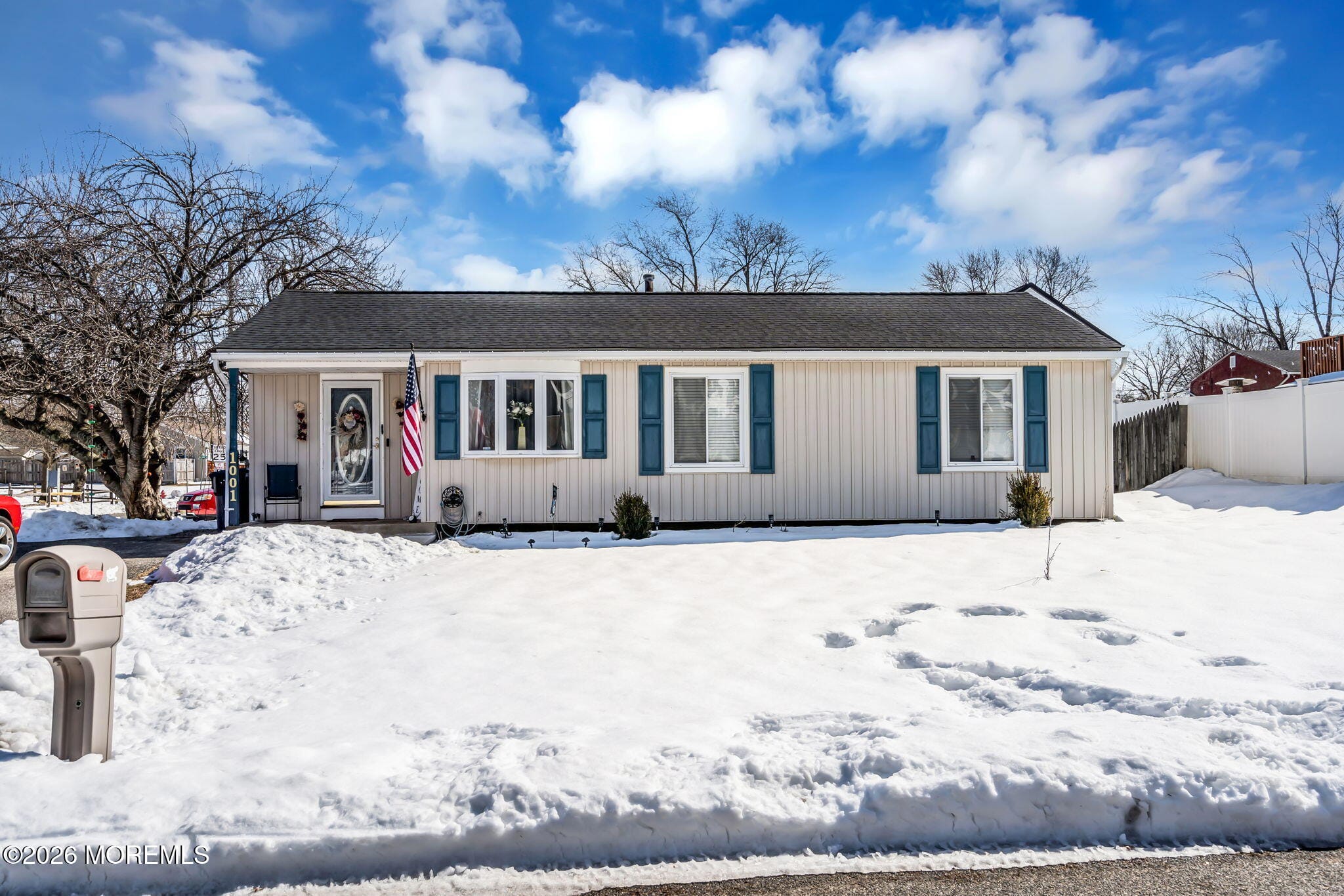 1001 Ensign Avenue Image 5