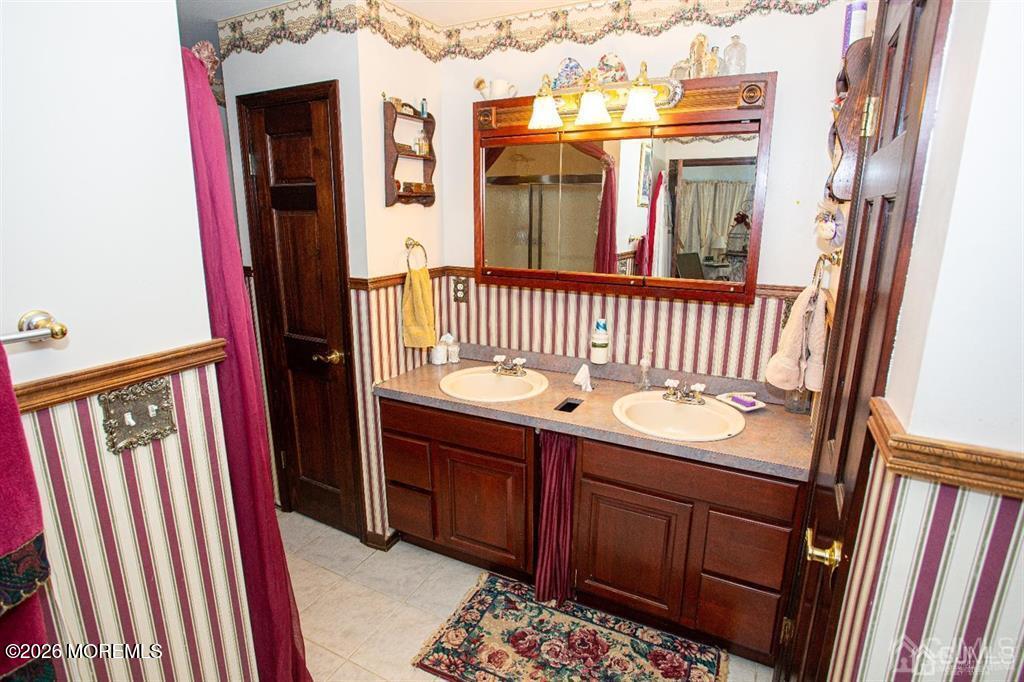 219 Johnson Lane, Parlin, NJ, 08859 image 37