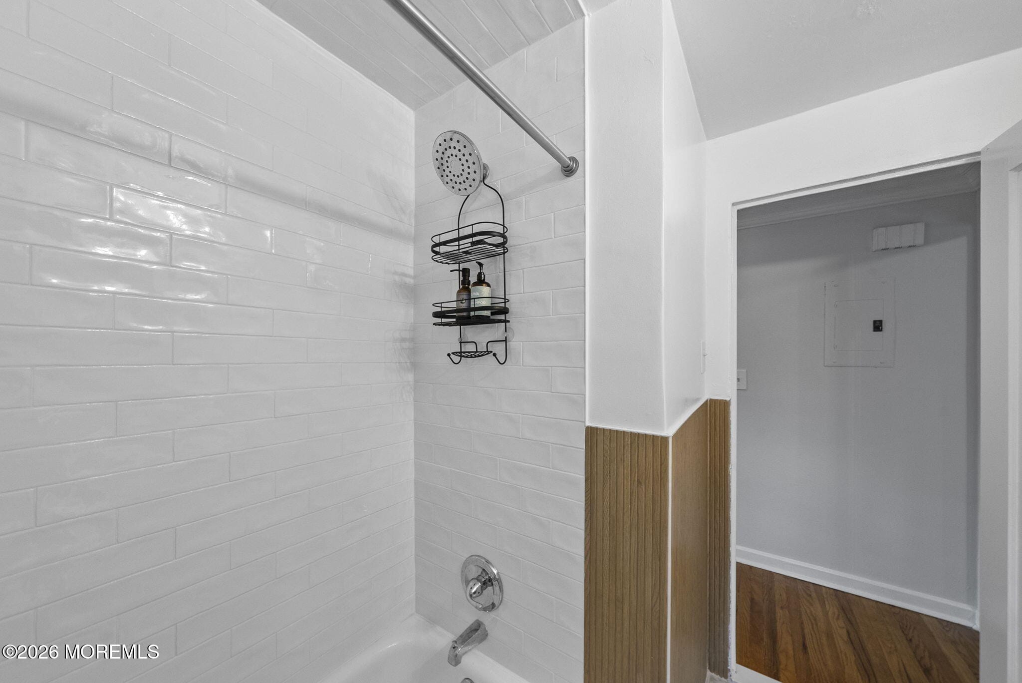 105 Manor Drive 914, Red Bank, NJ, 07701 image 13