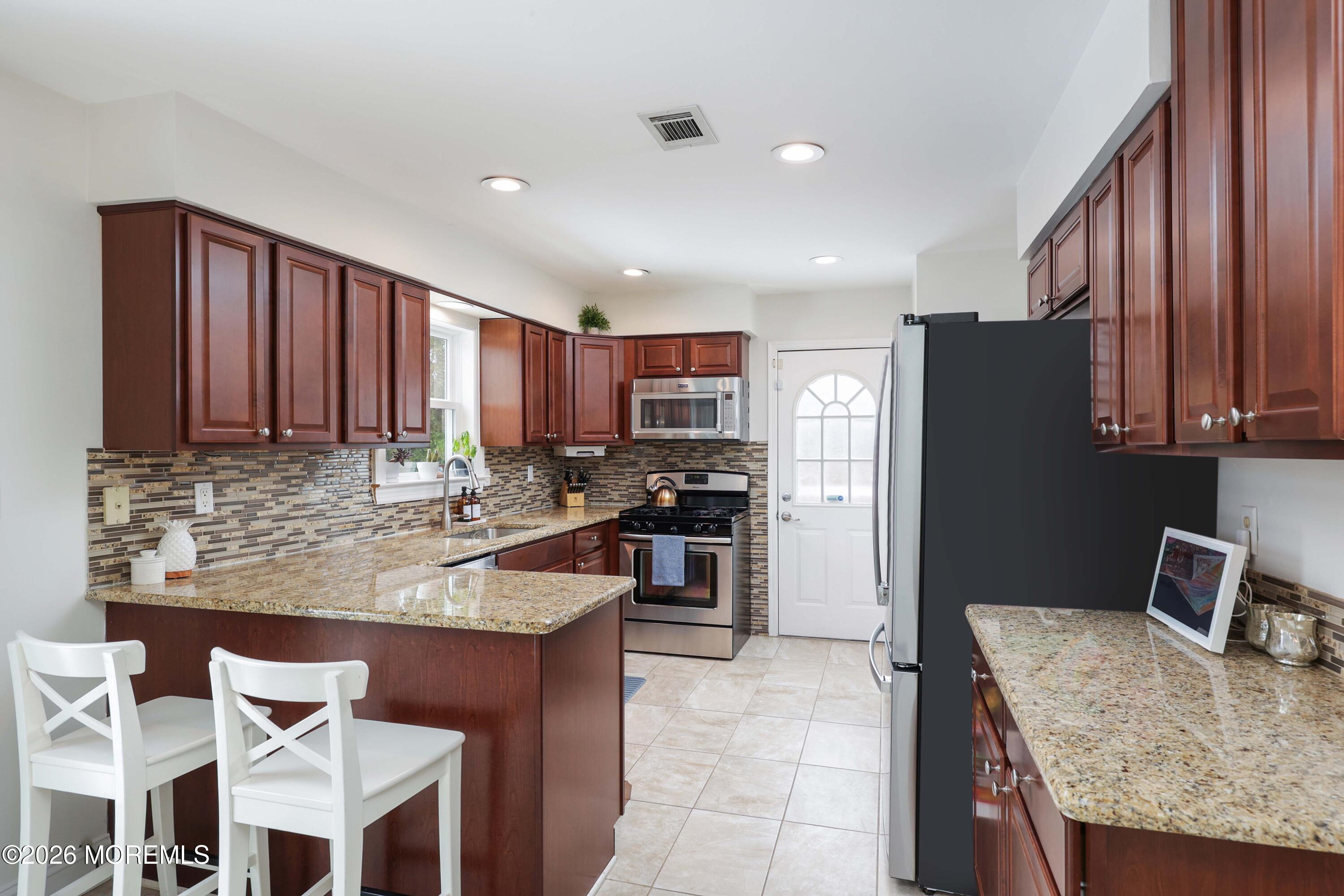 27 Jennifer Drive, Howell, NJ, 07731 image 7