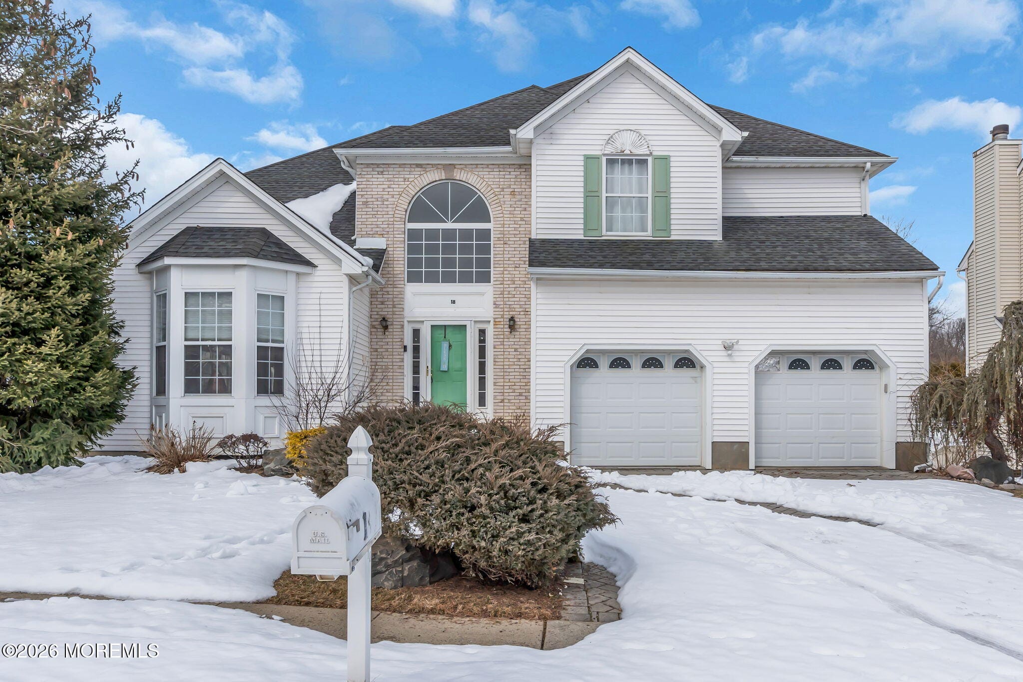 18 Lysbeth Lane Image 2