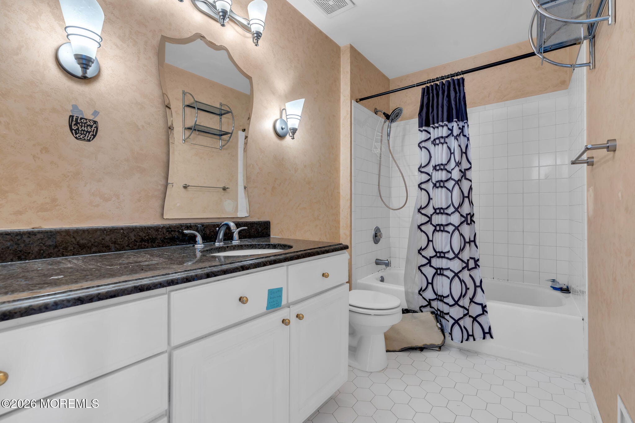 18 Lysbeth Lane, Matawan, NJ, 07747 image 26