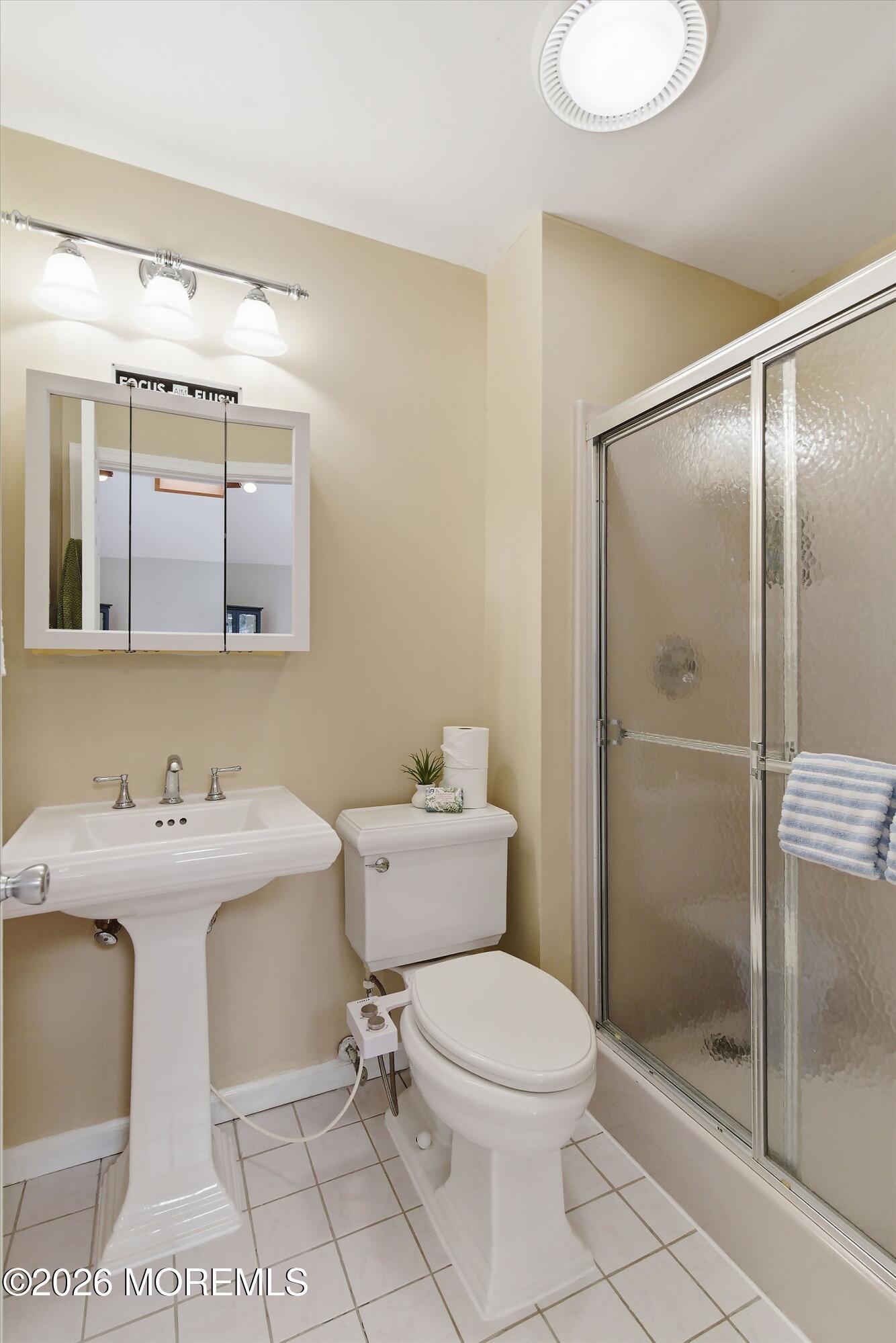 15 Mcqueen Boulevard, Farmingdale, NJ, 07727 image 27