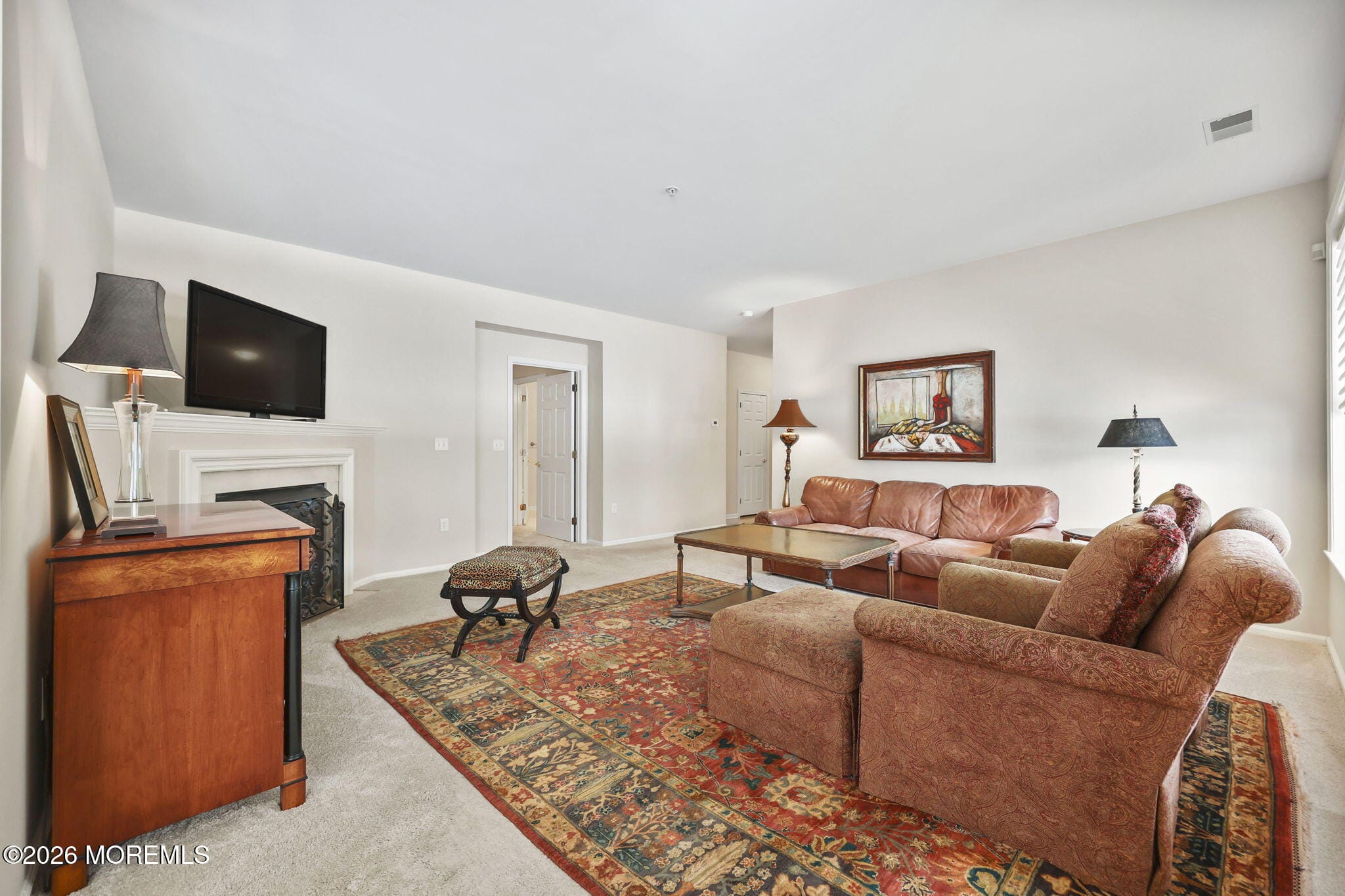 564 St Andrews Place Image 4