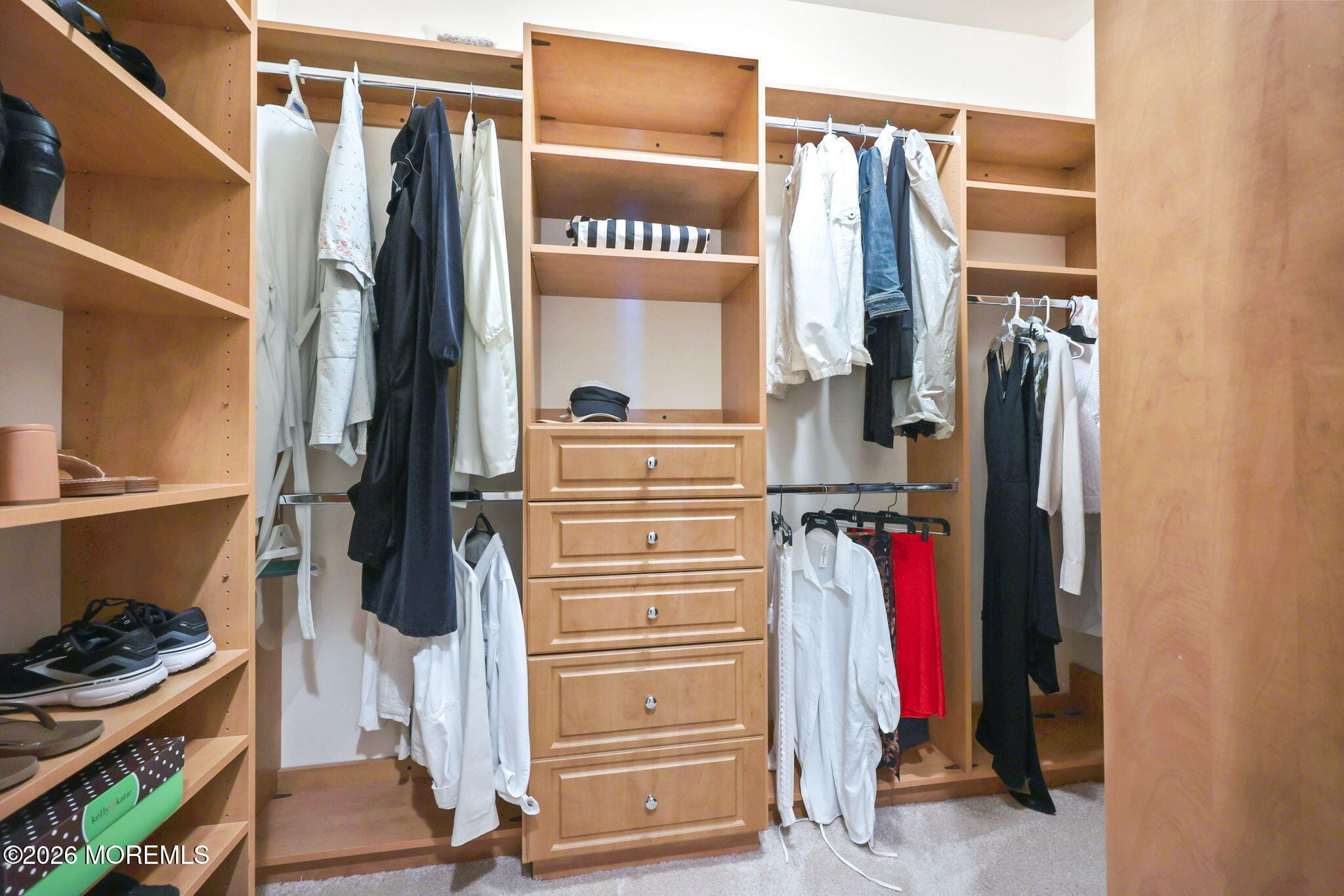 564 St Andrews Place, Manalapan, NJ, 07726 image 18