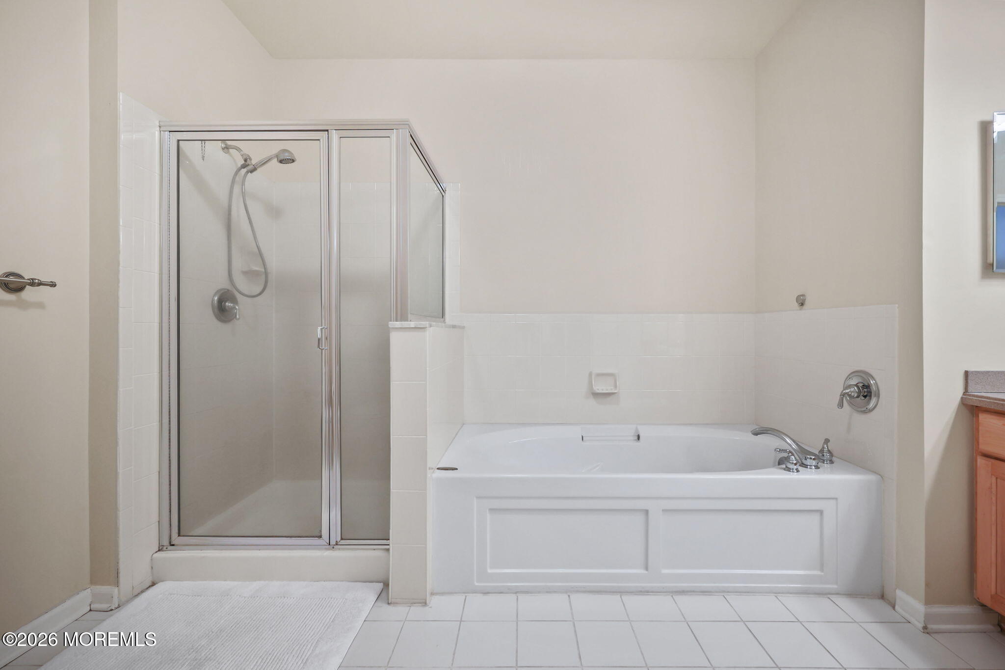 564 St Andrews Place, Manalapan, NJ, 07726 image 20