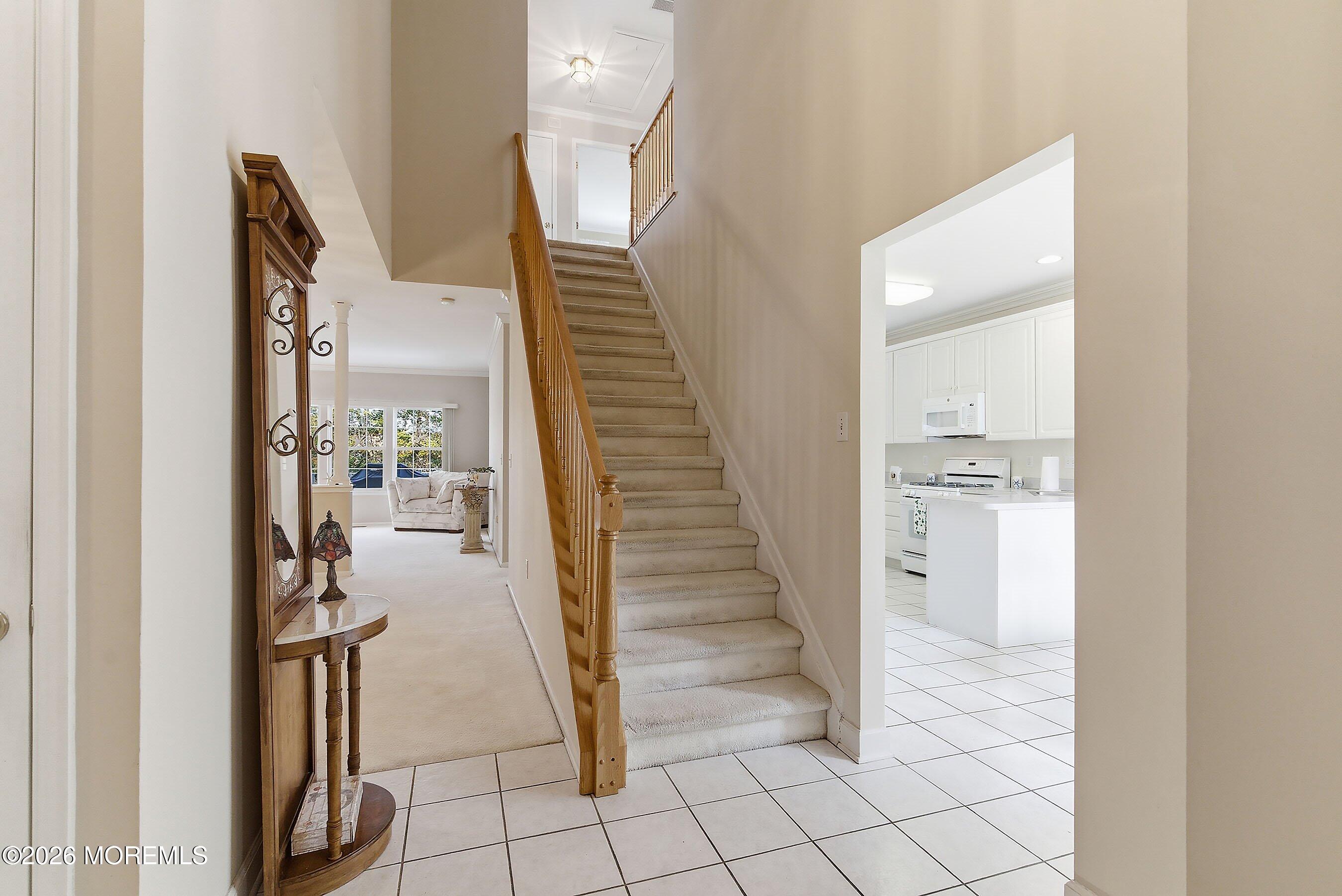 2409 Robin Way Image 4