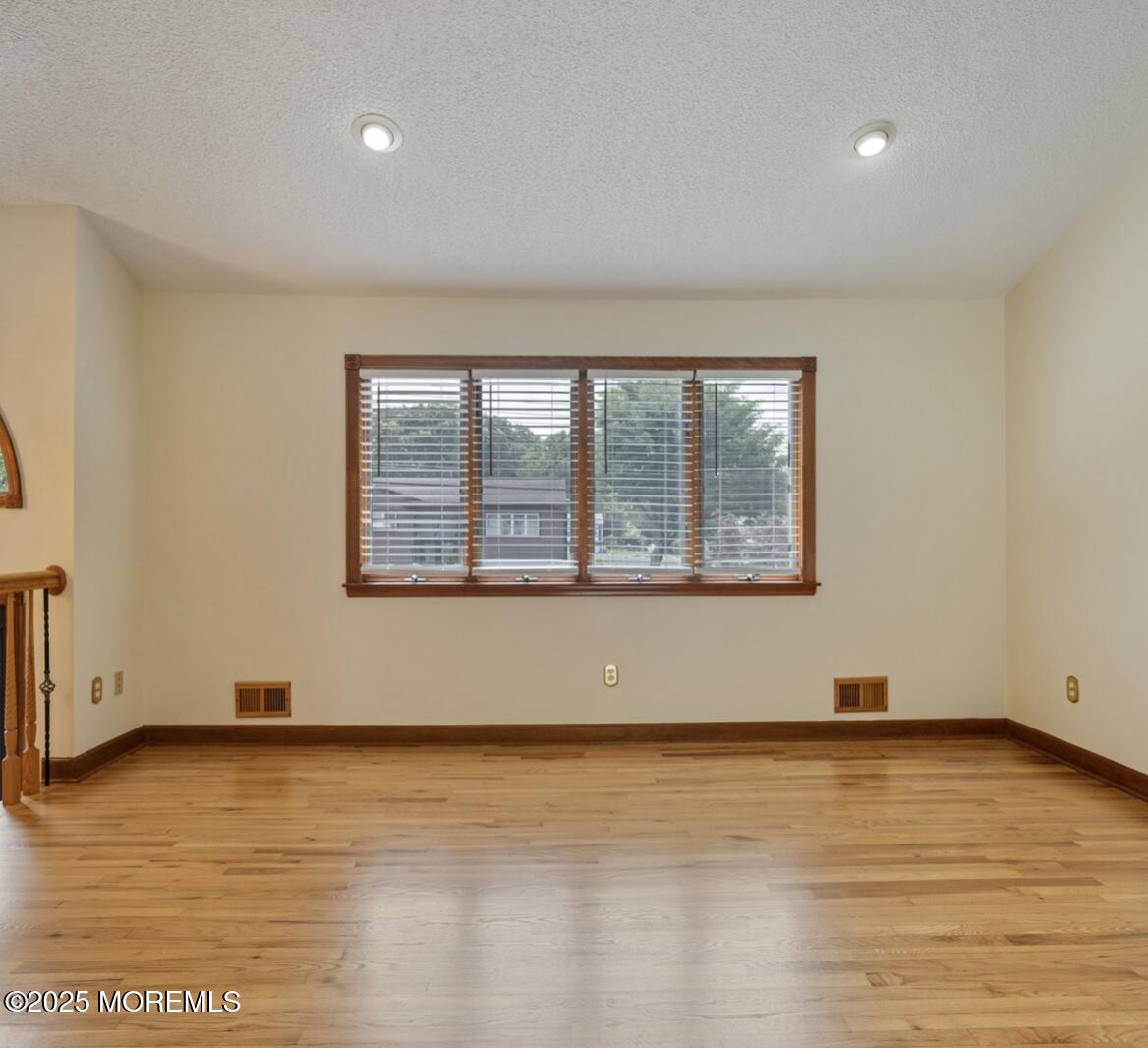 1 Alfred Court Image 3