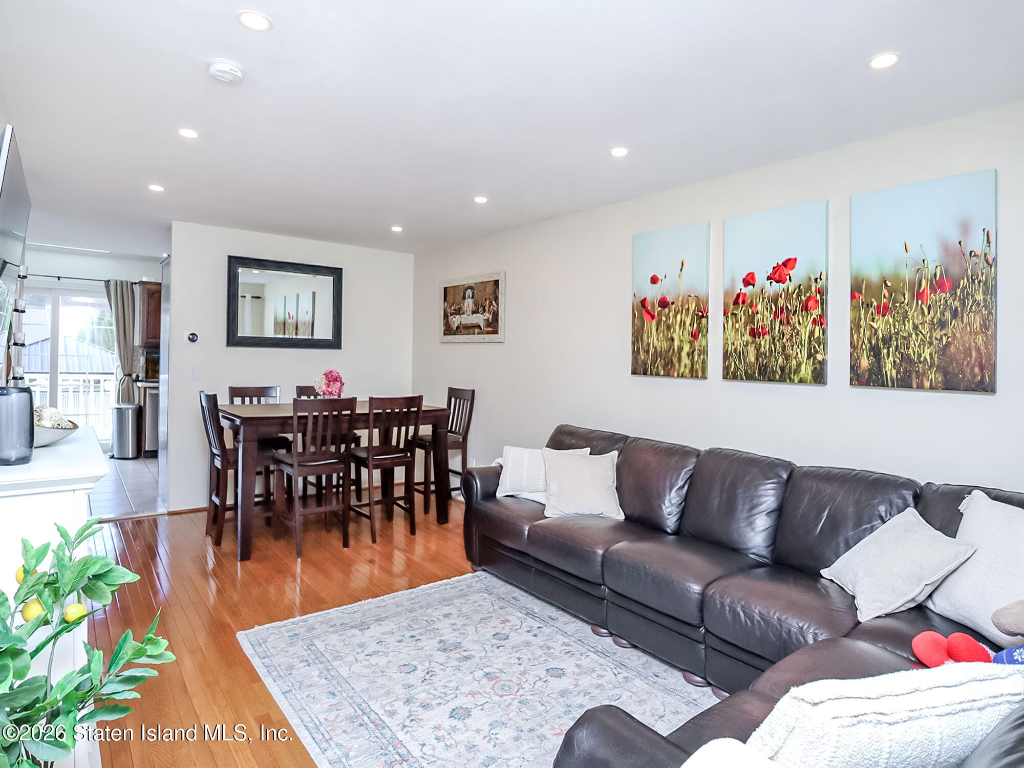 16 Deborah Loop Image 4