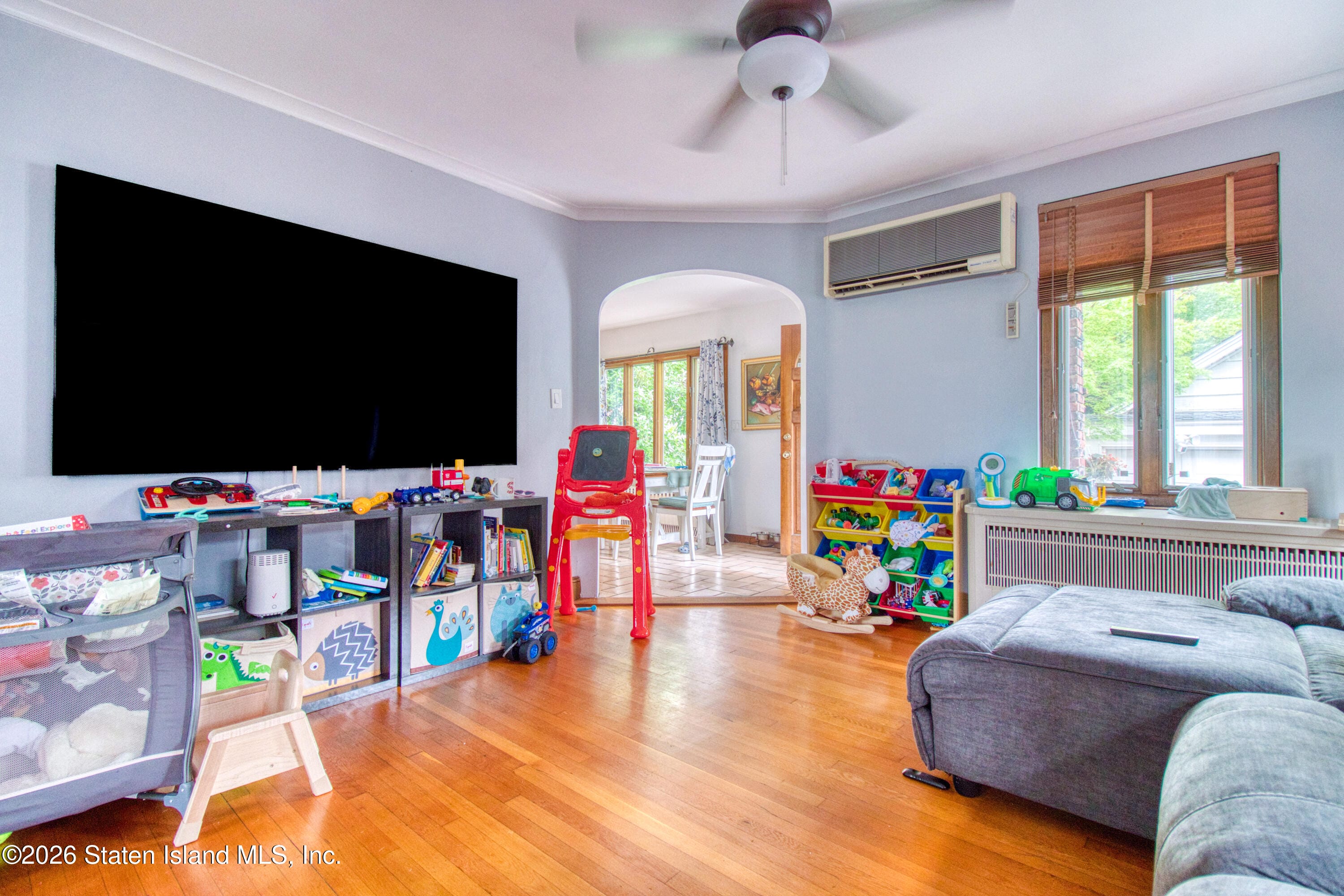 44 Park Court, Staten Island, NY, 10301 image 9