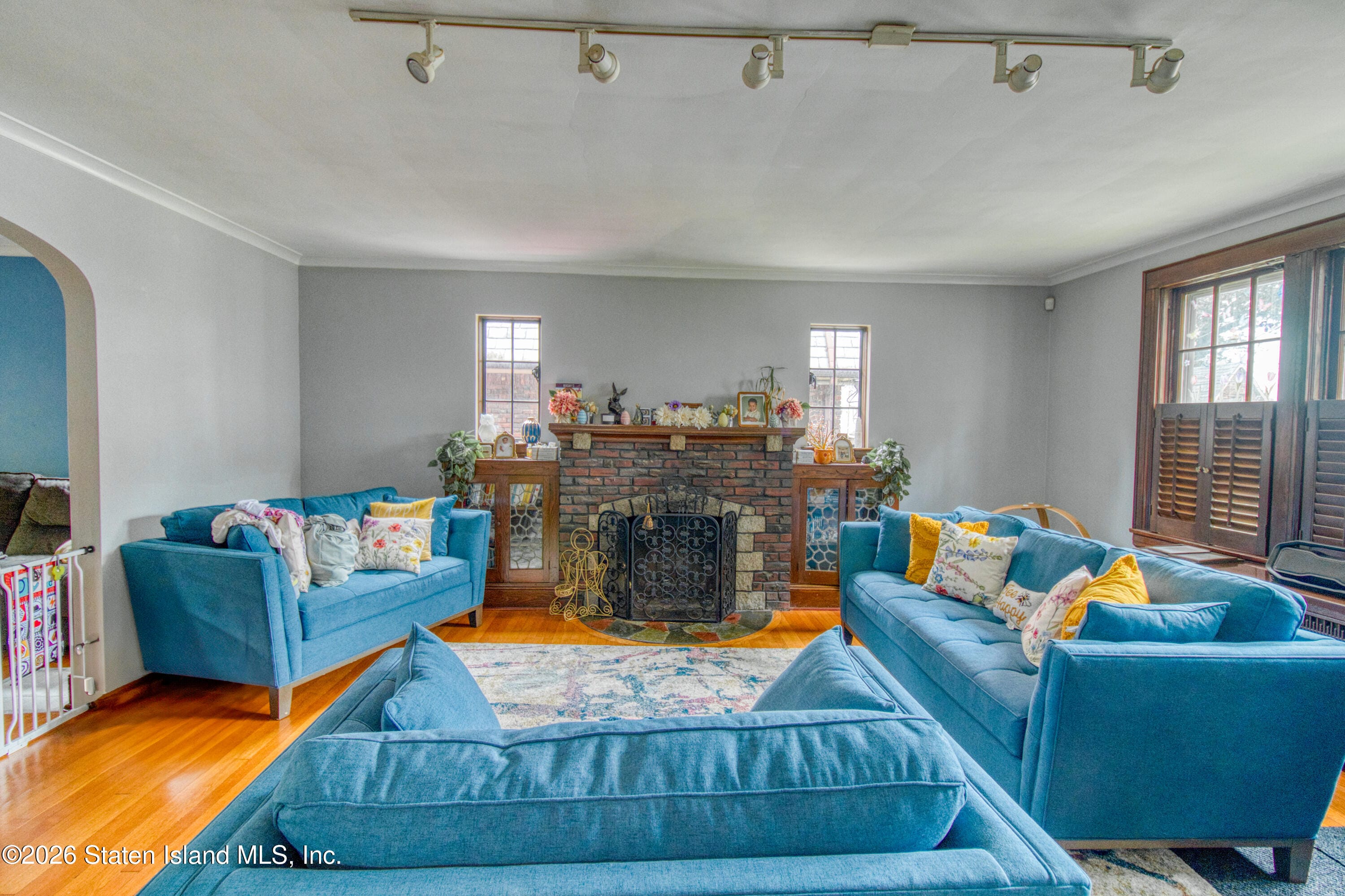 44 Park Court, Staten Island, NY, 10301 image 6