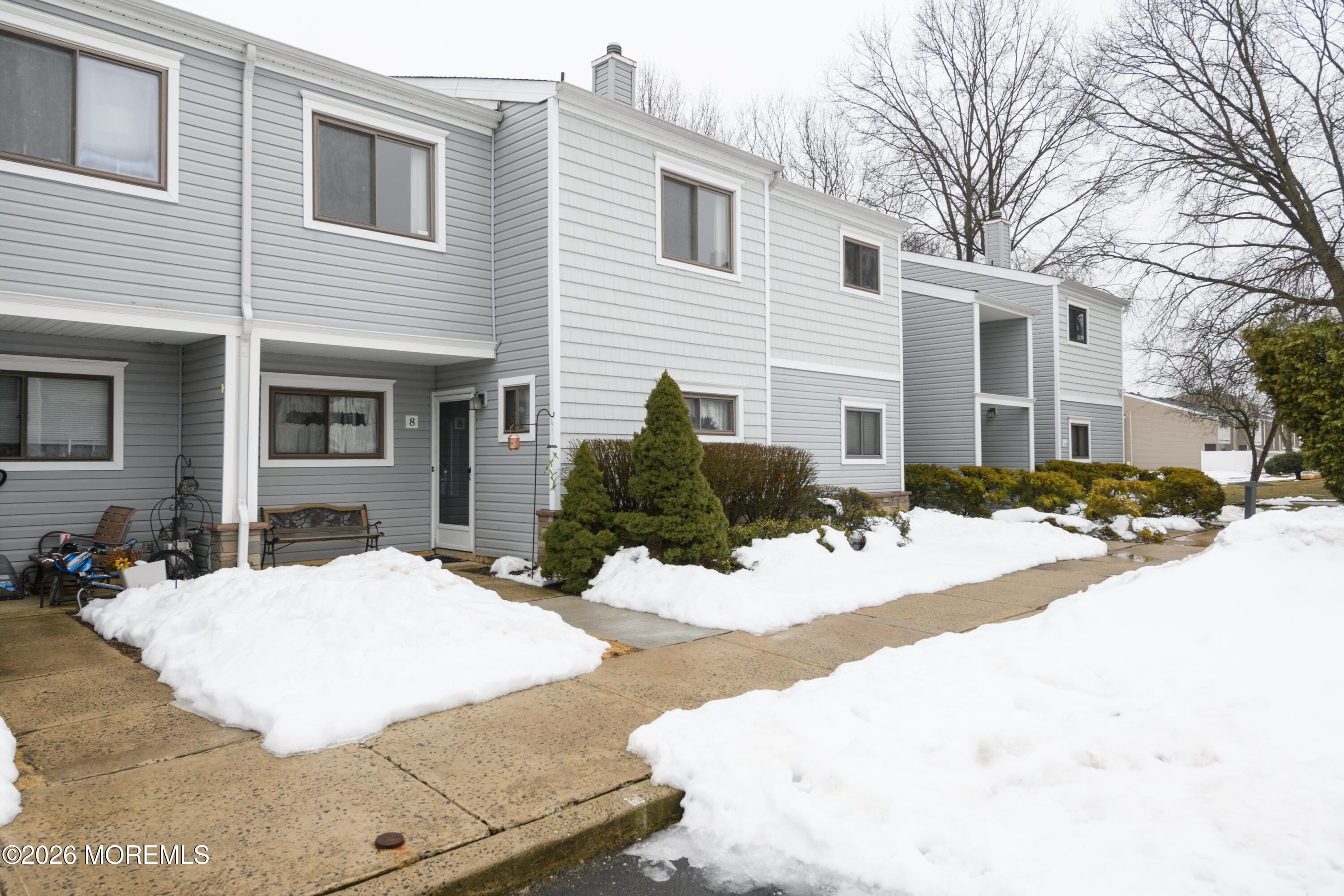 8 Beverly Court Image 2