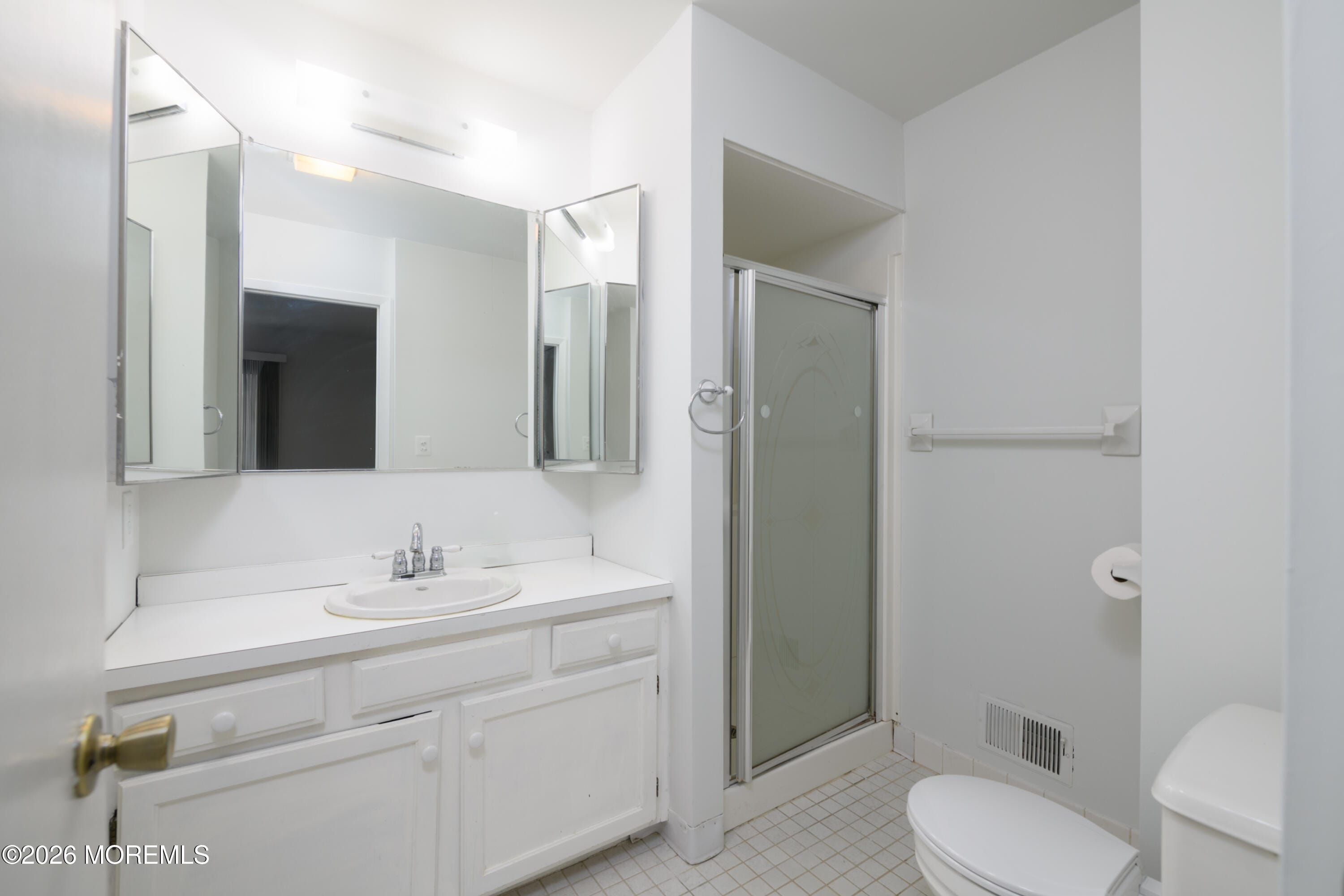 8 Beverly Court, Tinton Falls, NJ, 07724 image 32