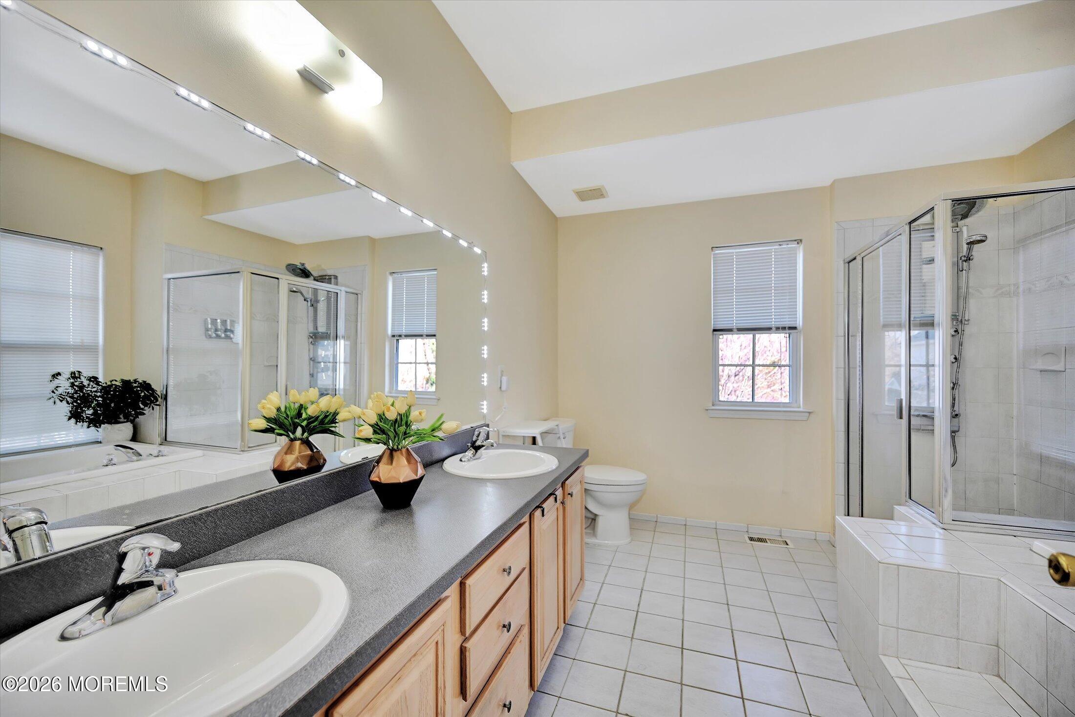 2902 Kapalua Court, Freehold, NJ, 07728 image 20