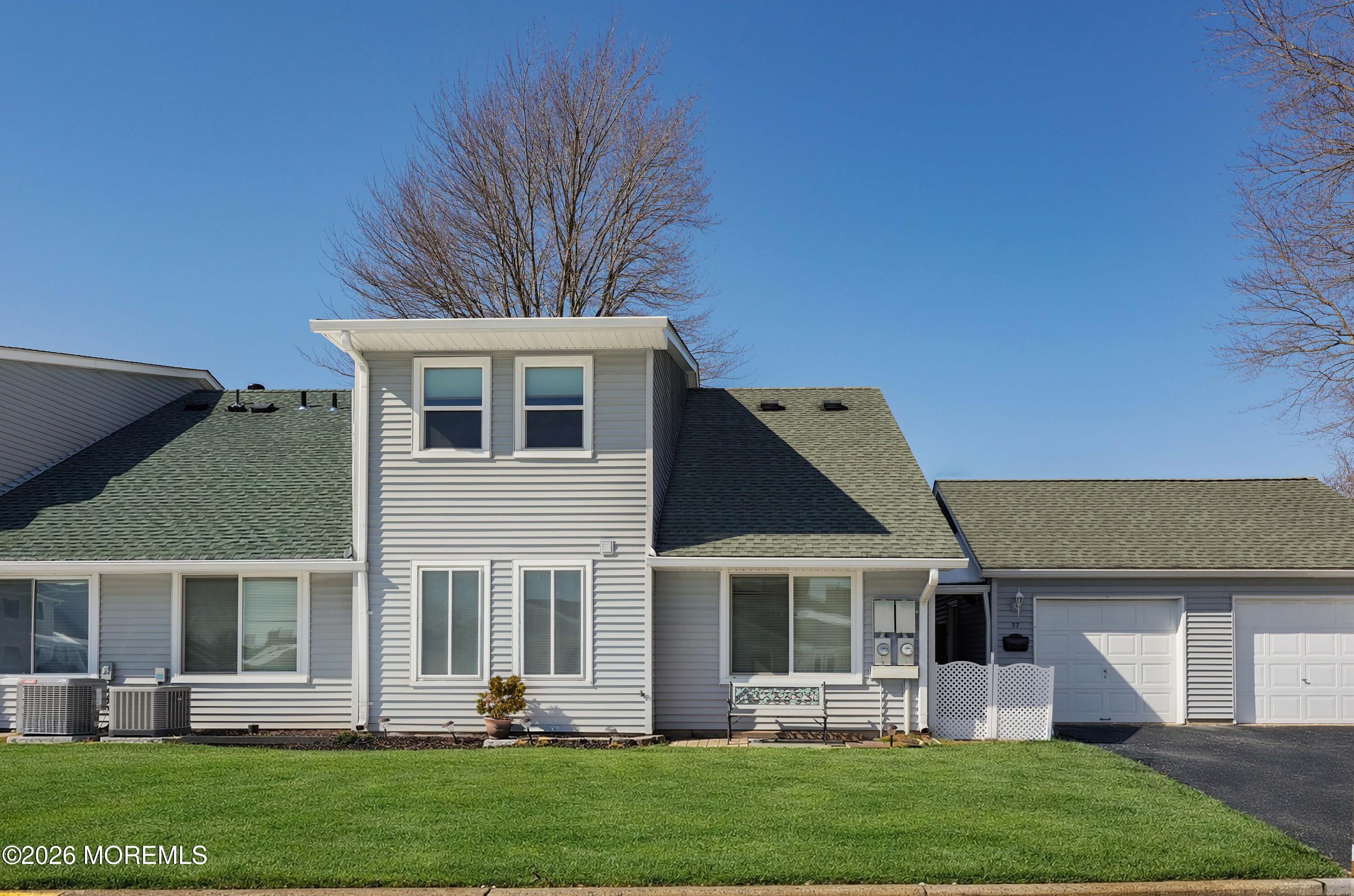 37 Amy Court, Brick, NJ, 08724