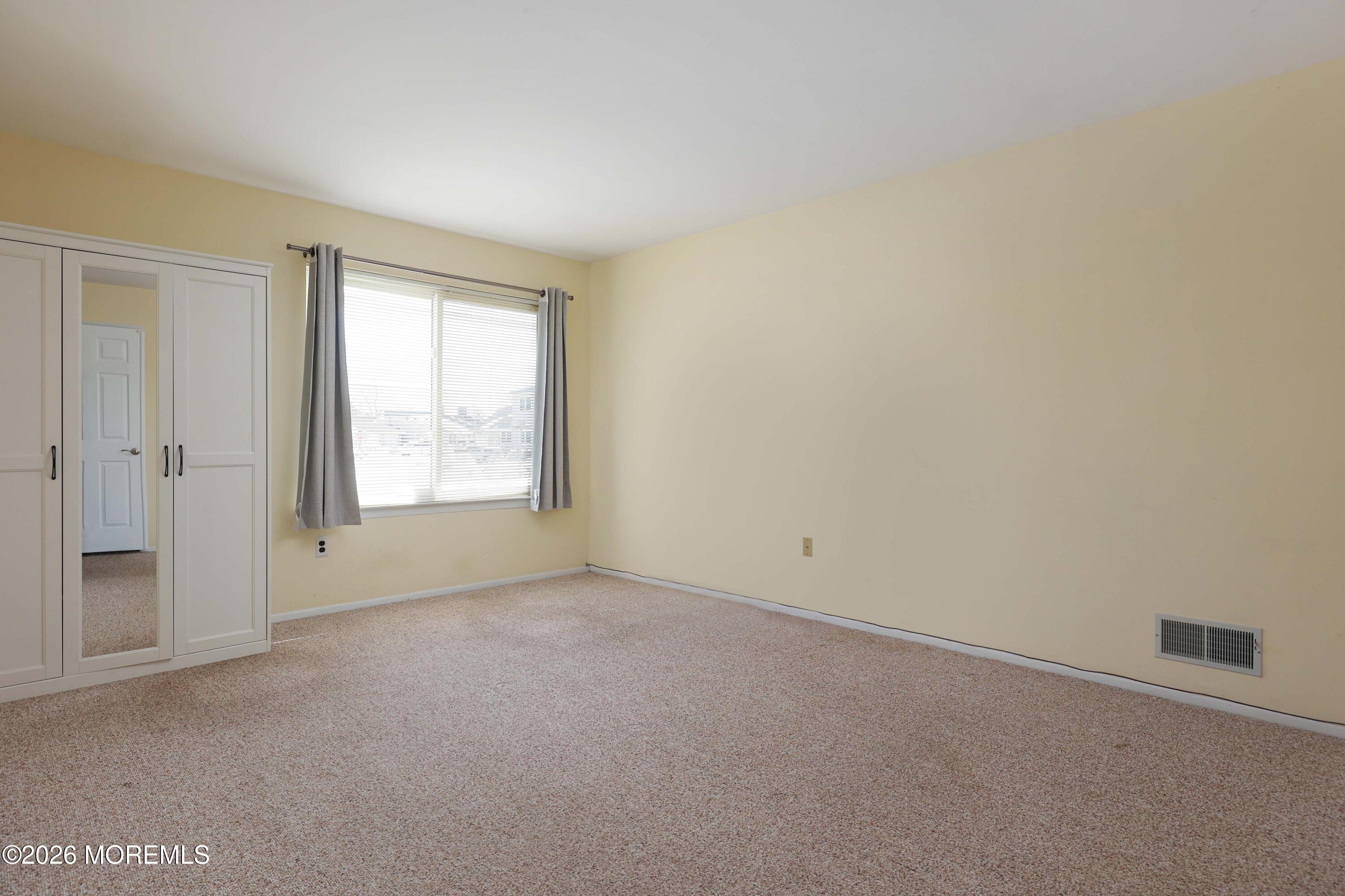 37 Amy Court, Brick, NJ, 08724 image 9