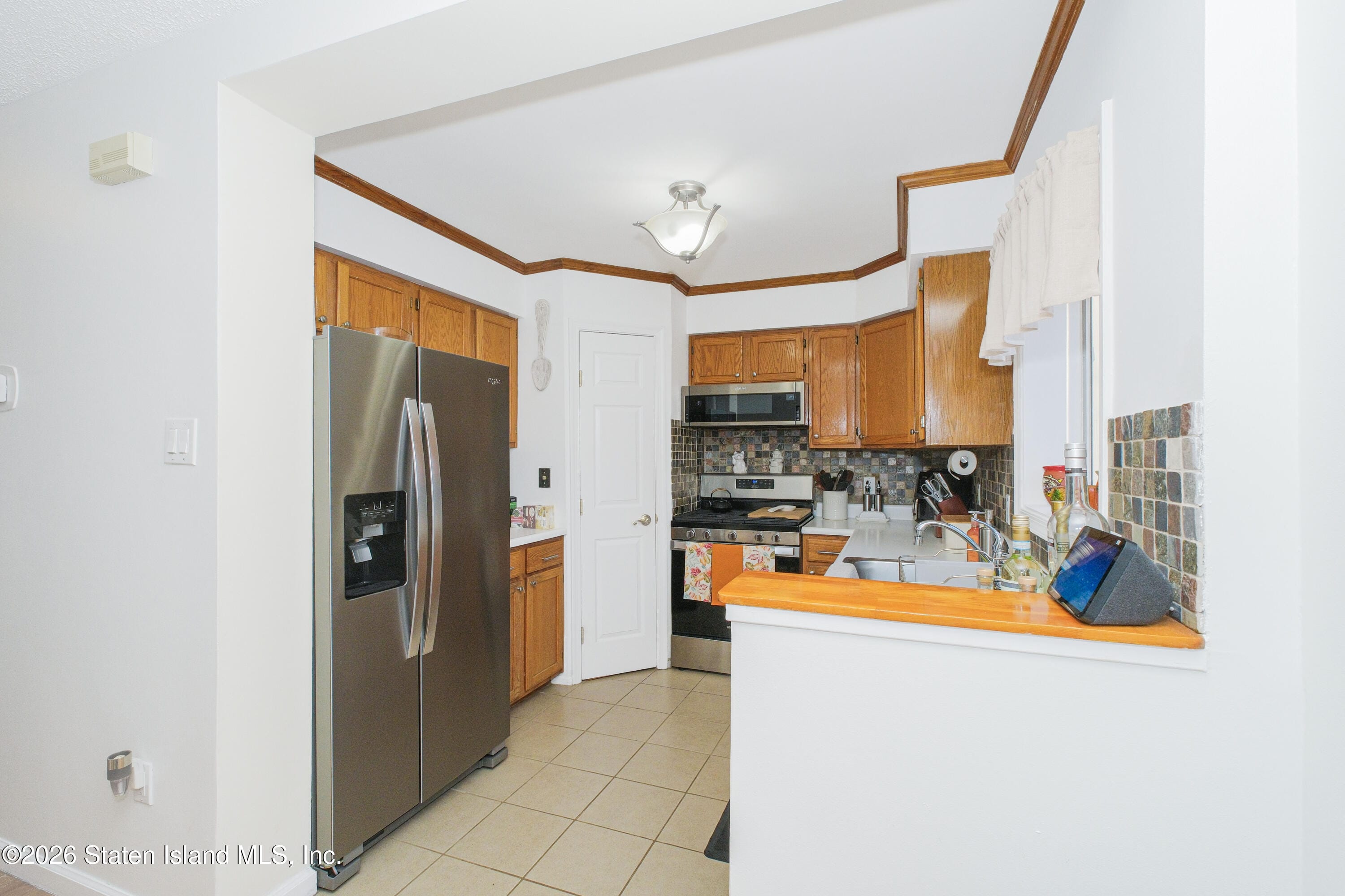 128 Emily Lane, Staten Island, NY, 10312 image 13