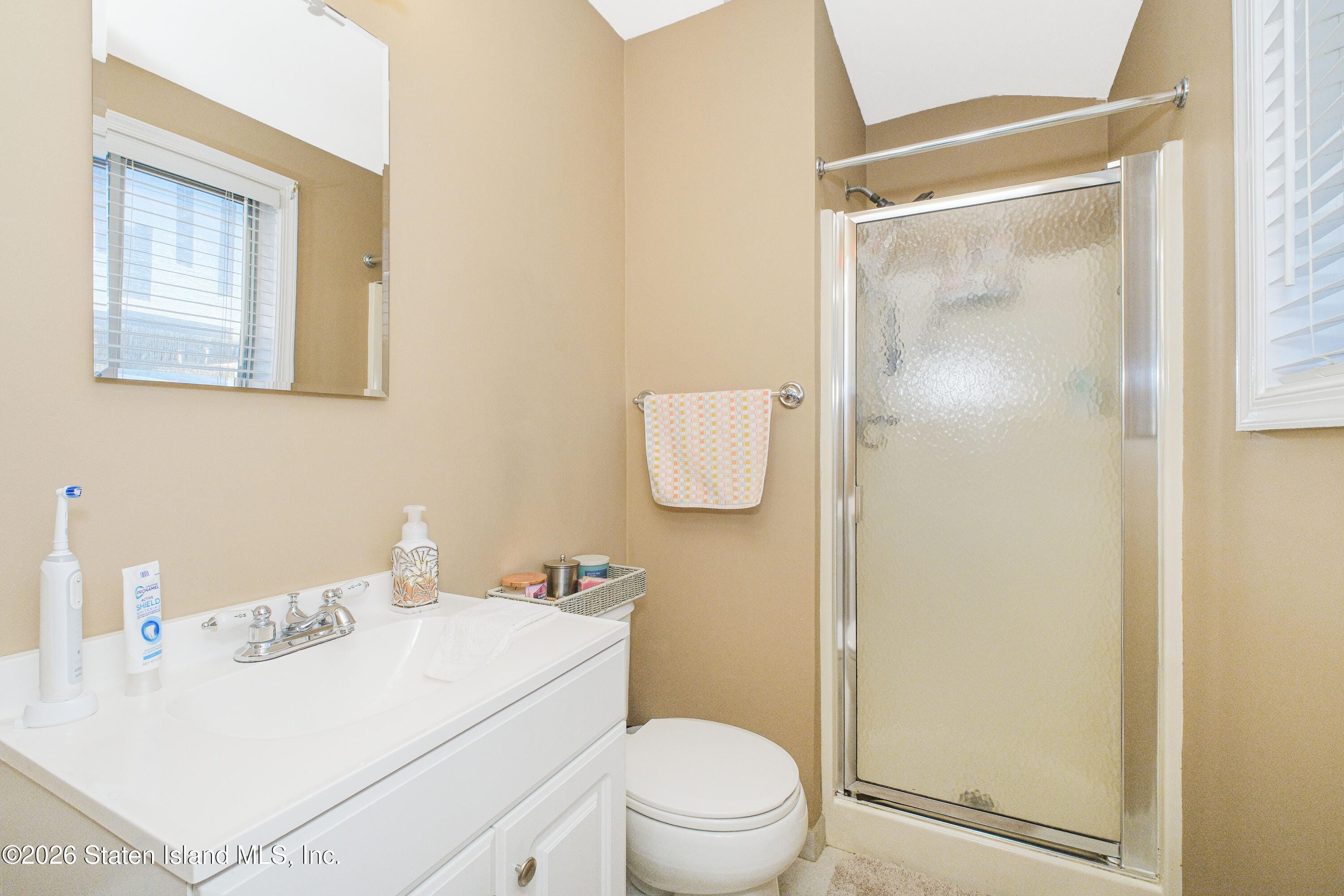 128 Emily Lane, Staten Island, NY, 10312 image 20