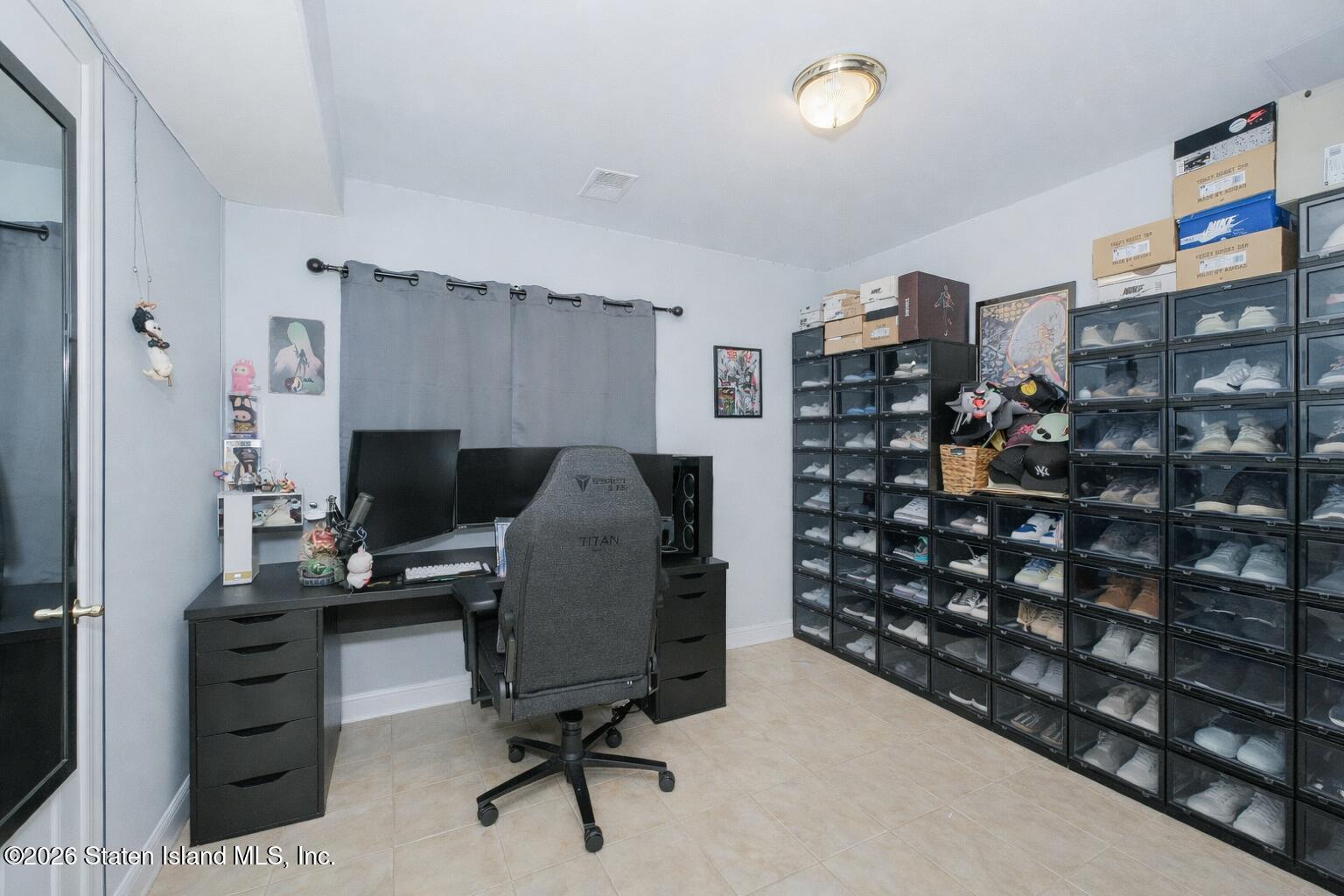 128 Emily Lane, Staten Island, NY, 10312 image 21